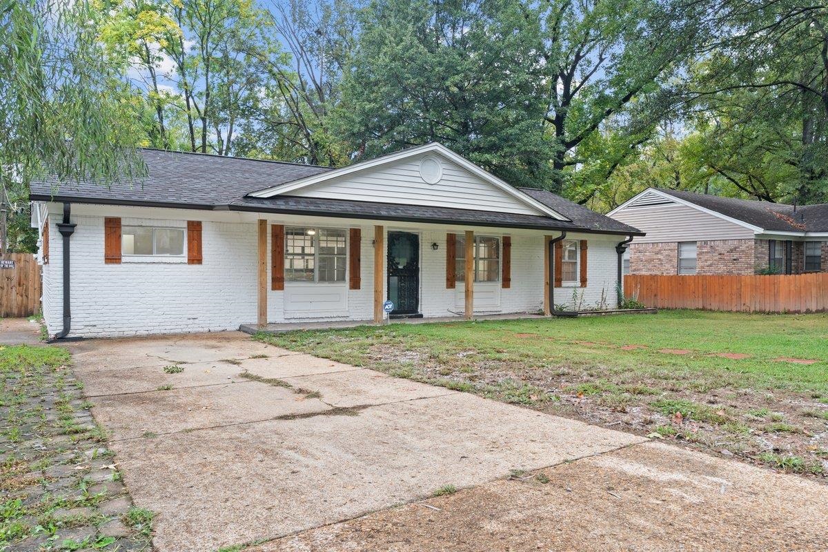4235 Trudy St Property Photo 2