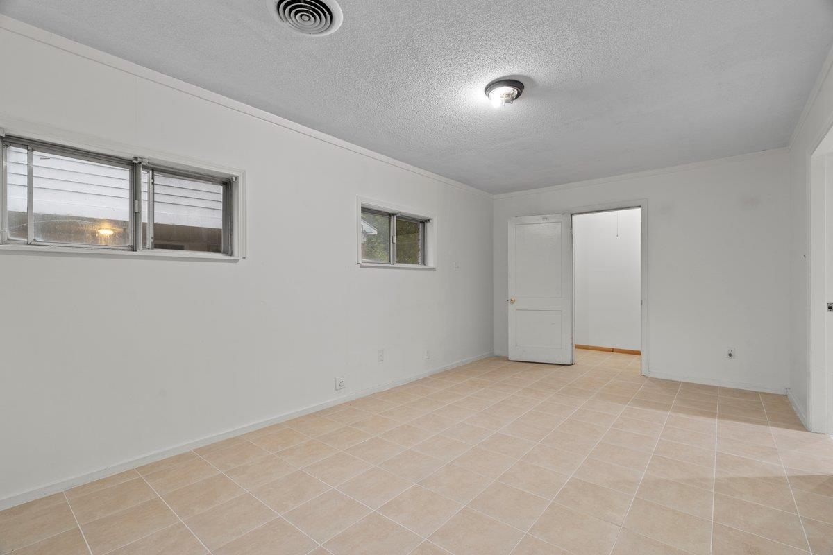 4235 Trudy St Property Photo 10