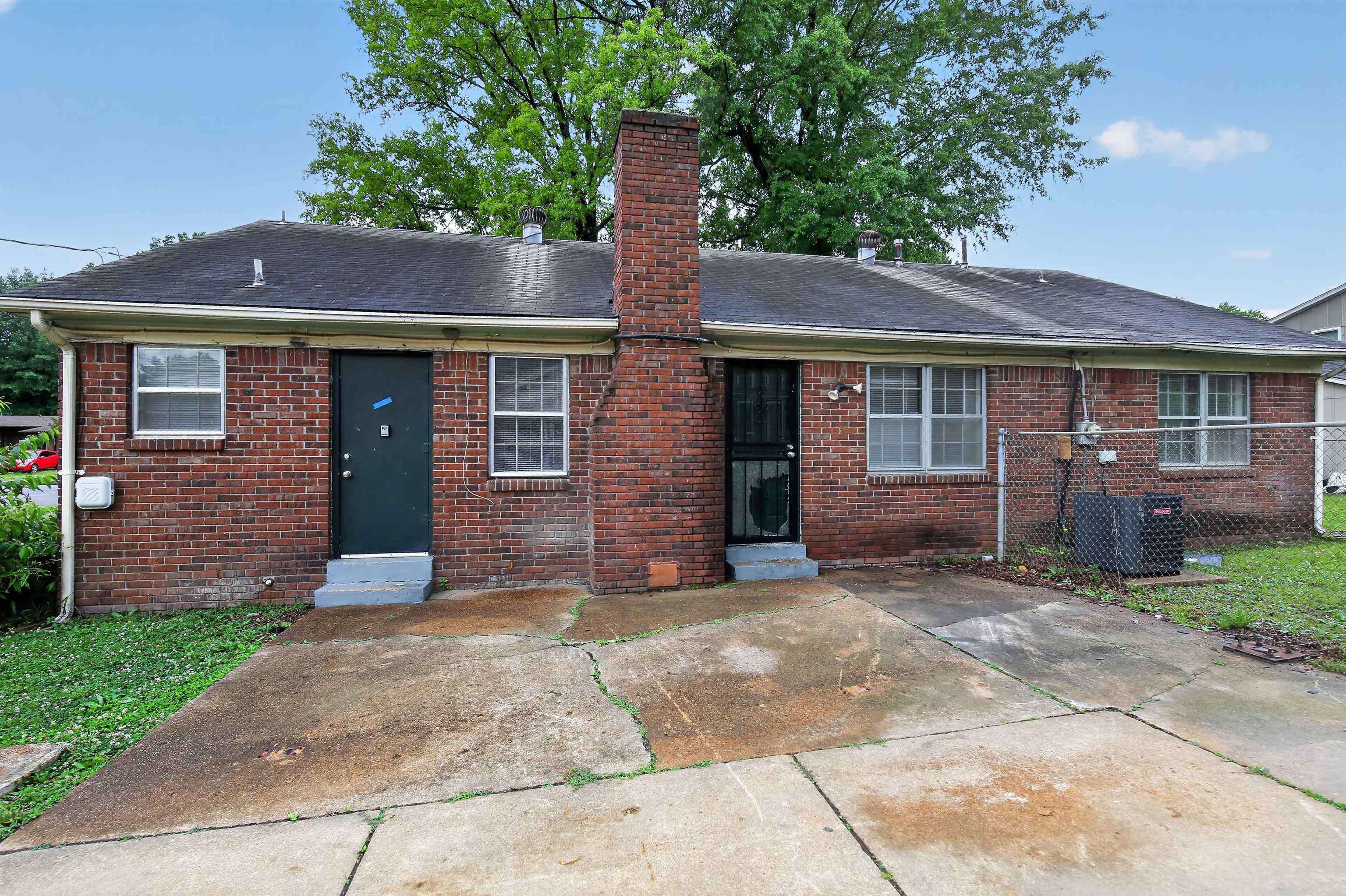 3332 Clearbrook St Property Photo 1