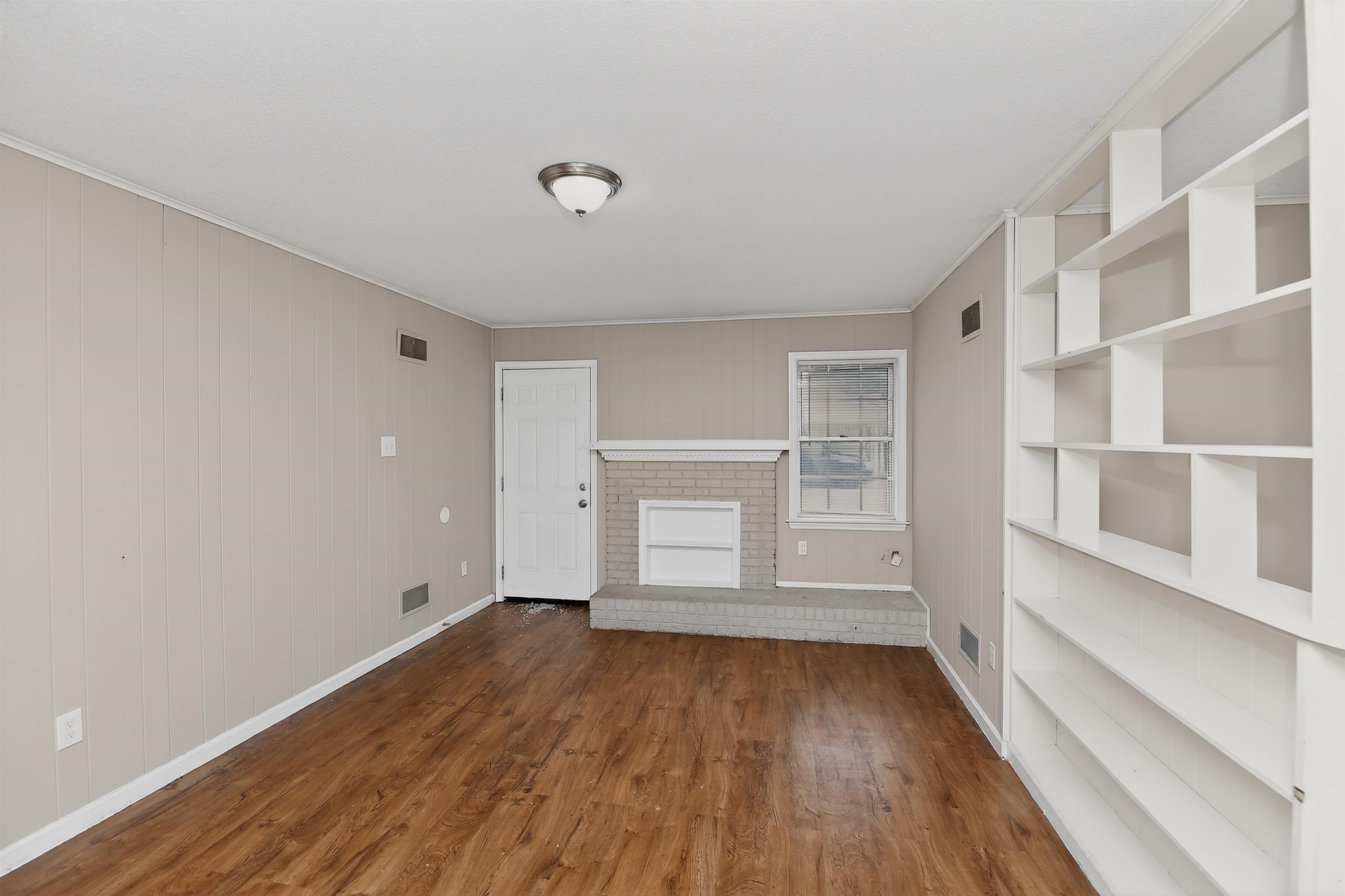 3332 Clearbrook St Property Photo 12