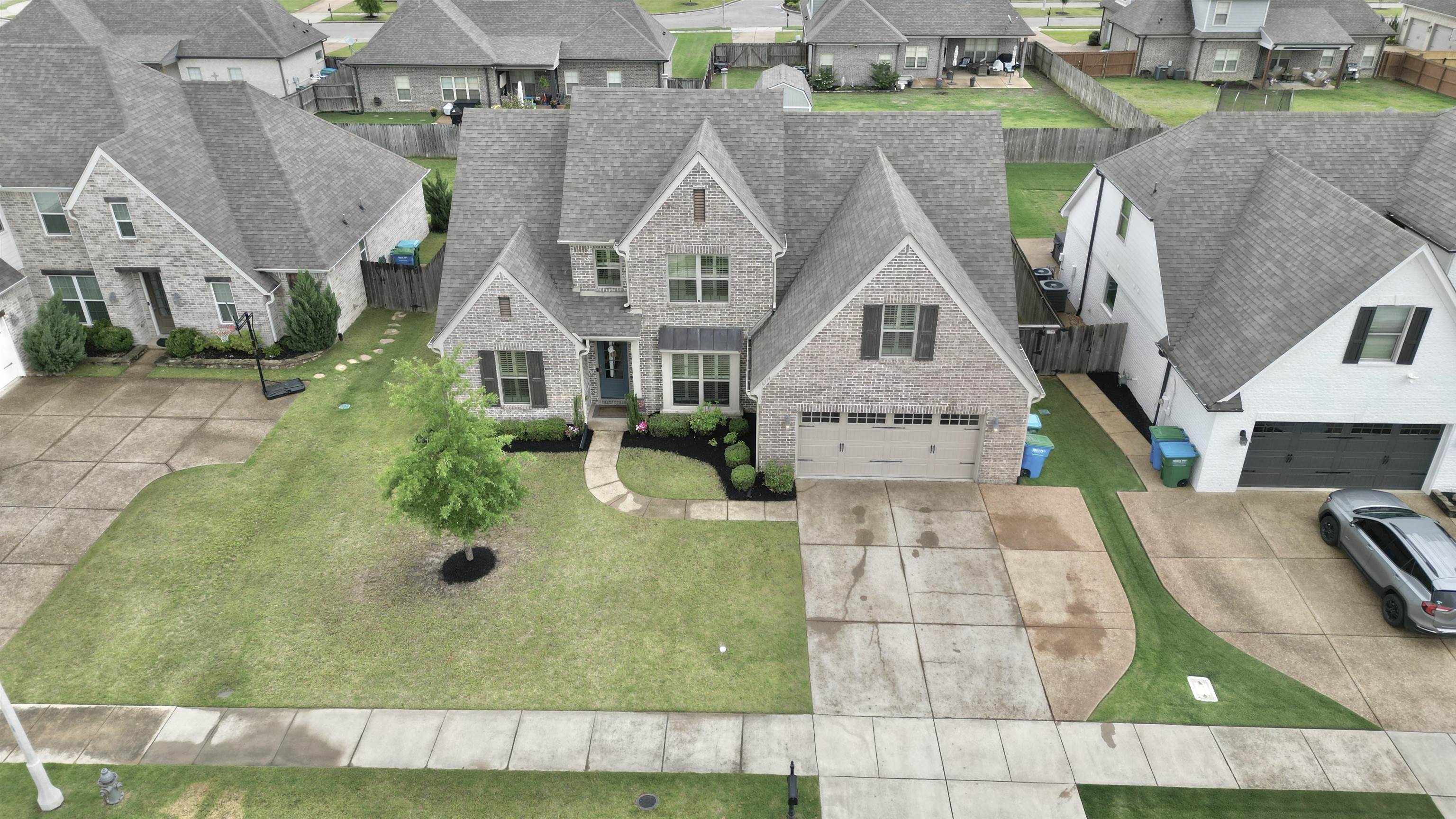 6314 Burren Way Property Photo 3