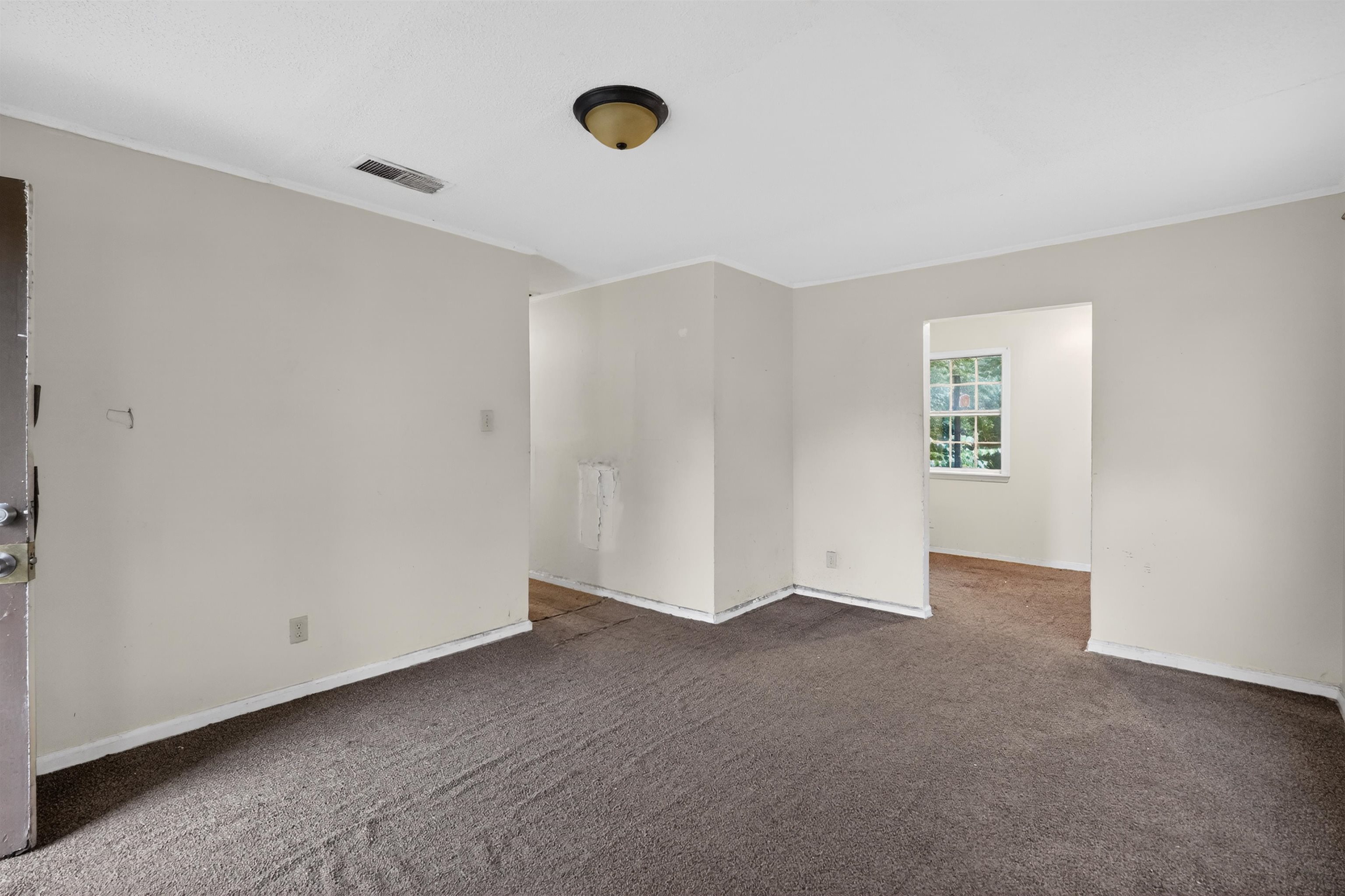2993 Southwall St Property Photo 4