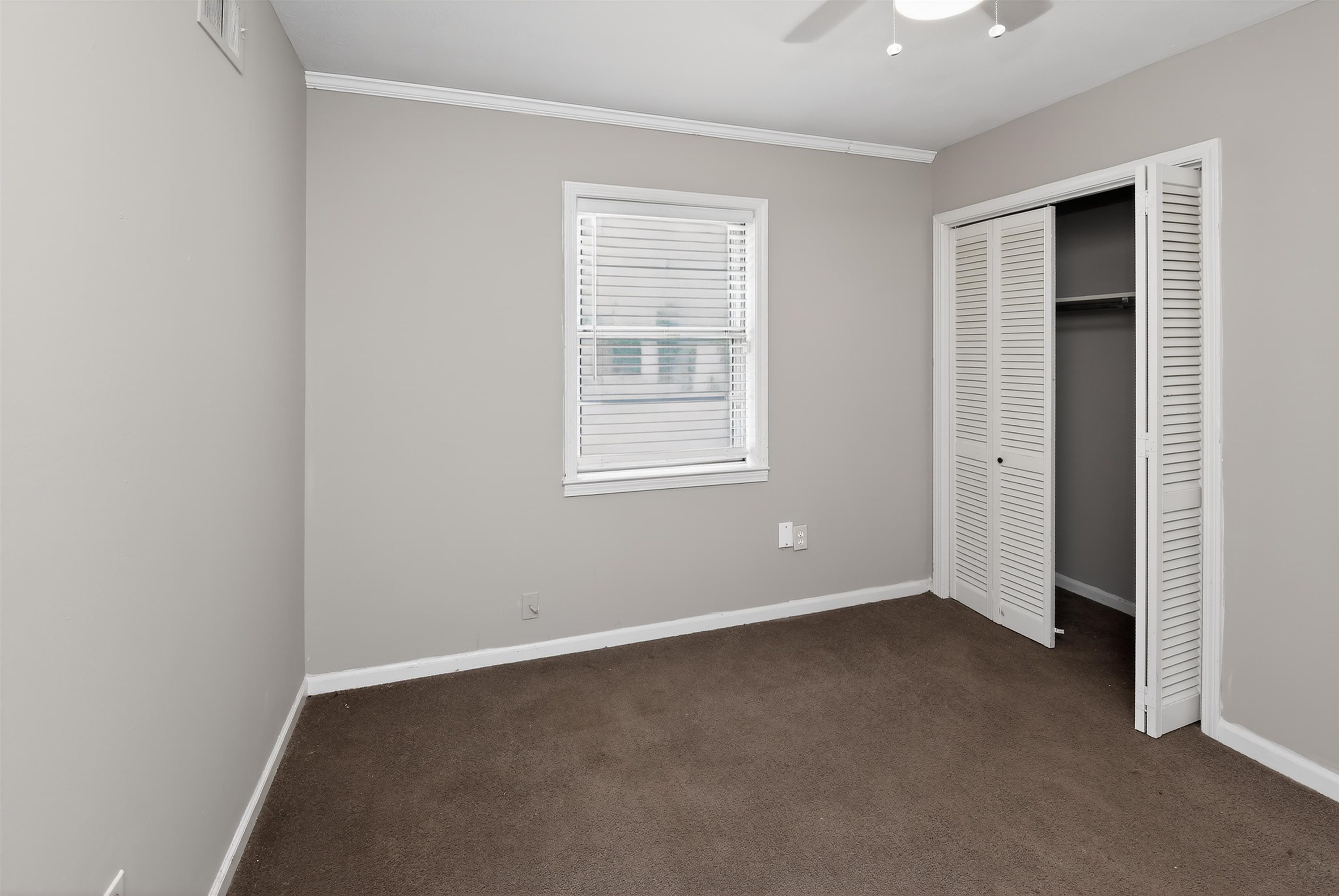 4246 Hallview Dr Property Photo 25