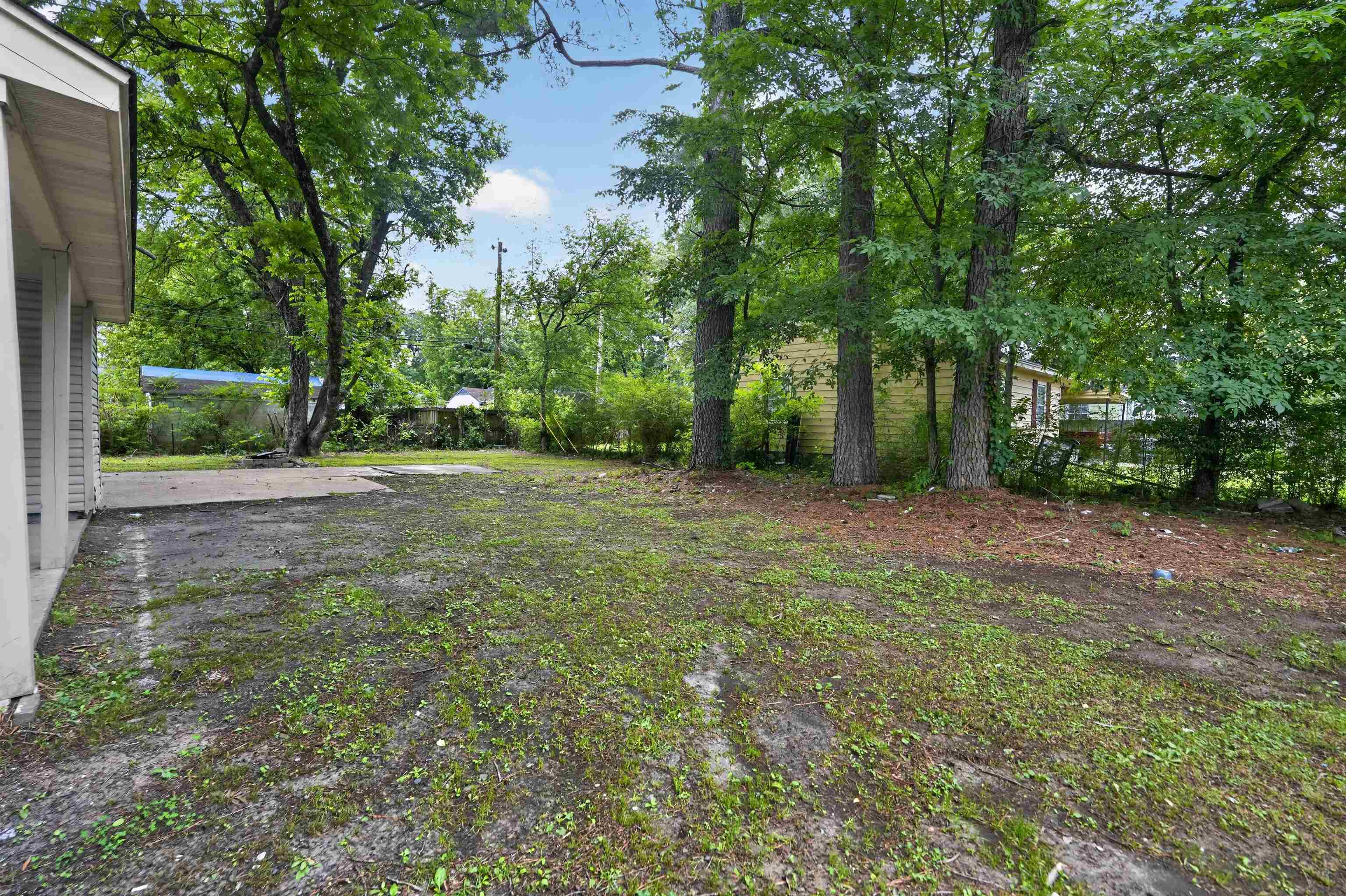 949 Sumter St Property Photo 5