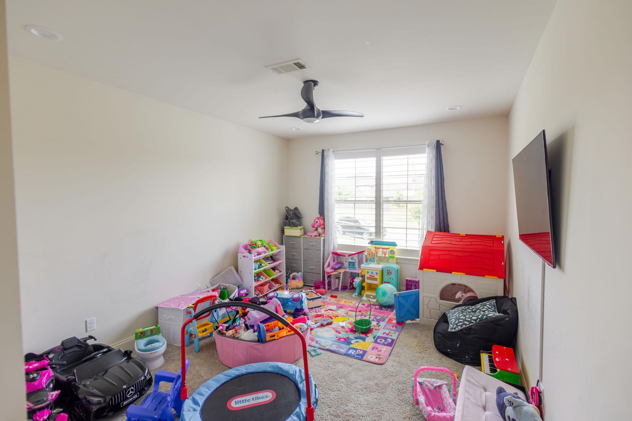 712 Cypress View Cir W Property Photo 18