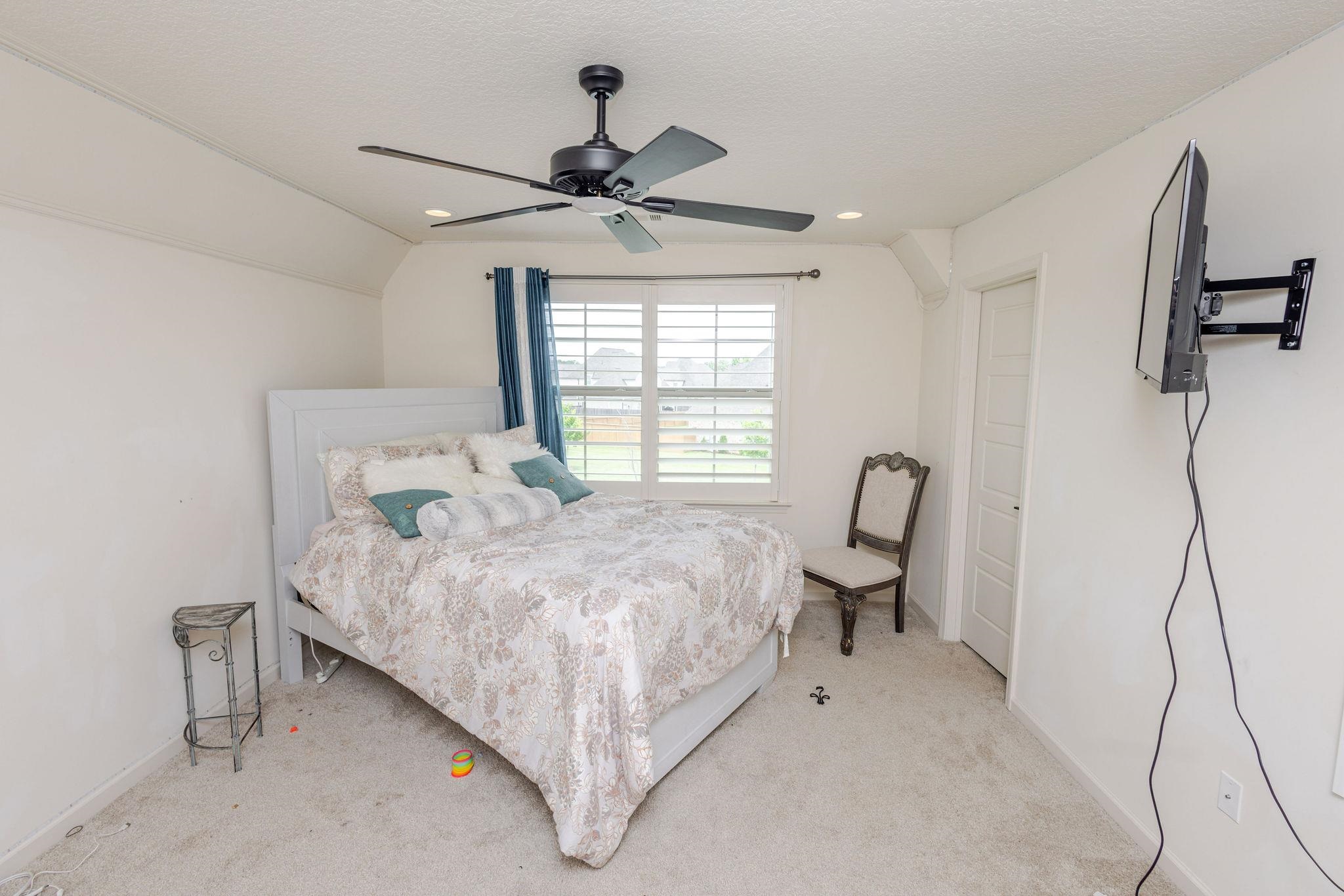 712 Cypress View Cir W Property Photo 21