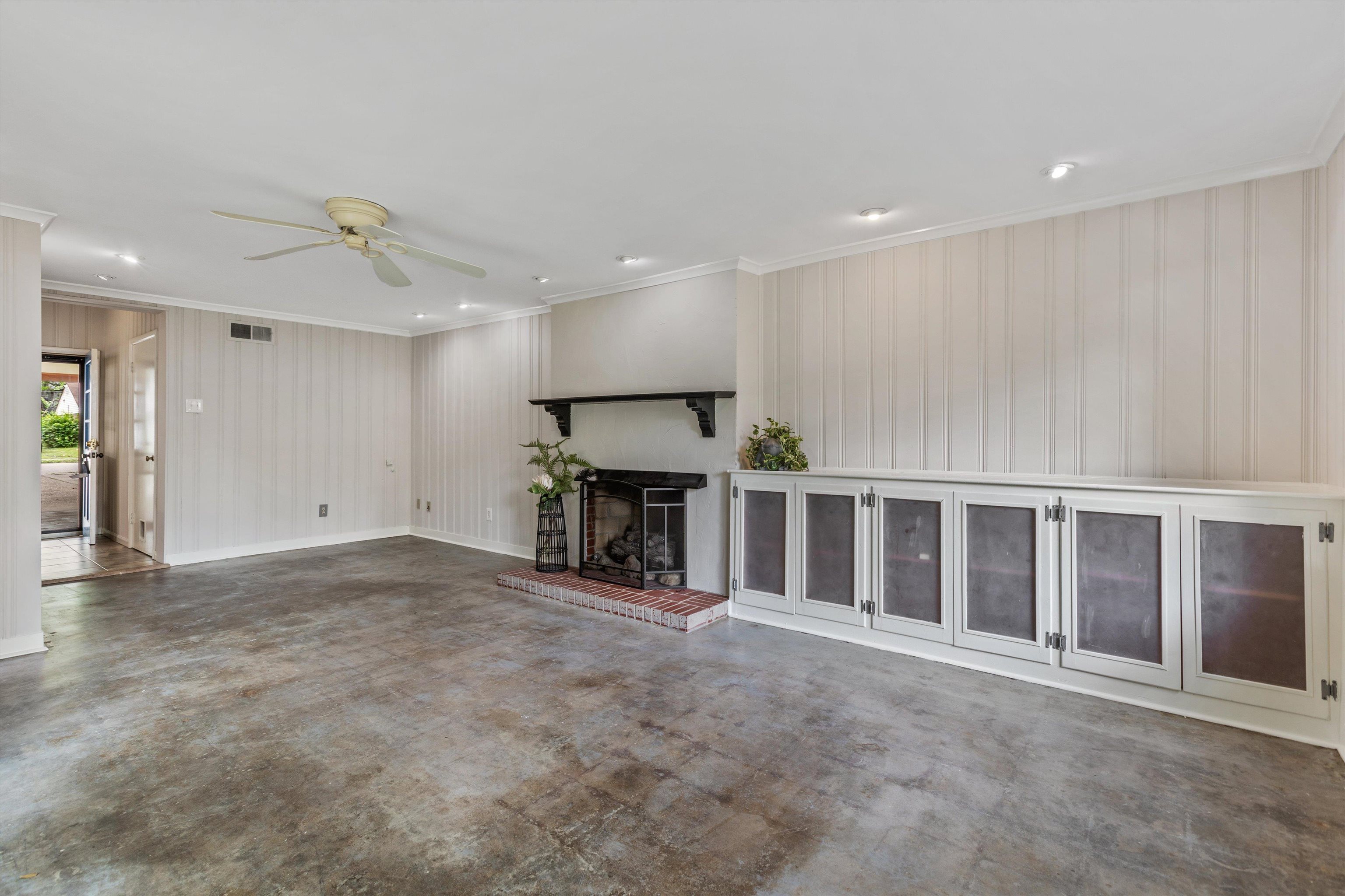 1095 S Perkins Rd Property Photo 17