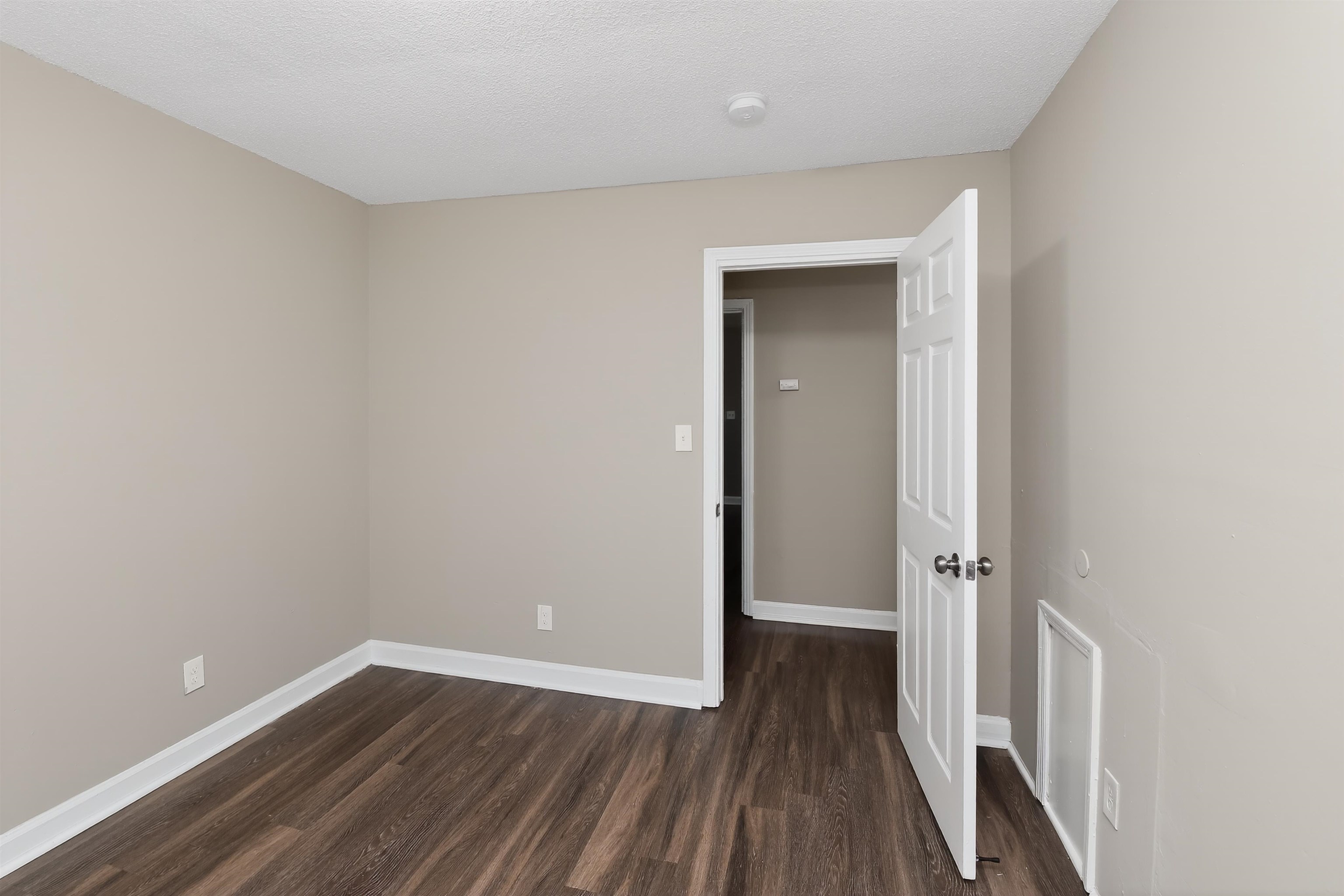 318 E Raines Rd Property Photo 18