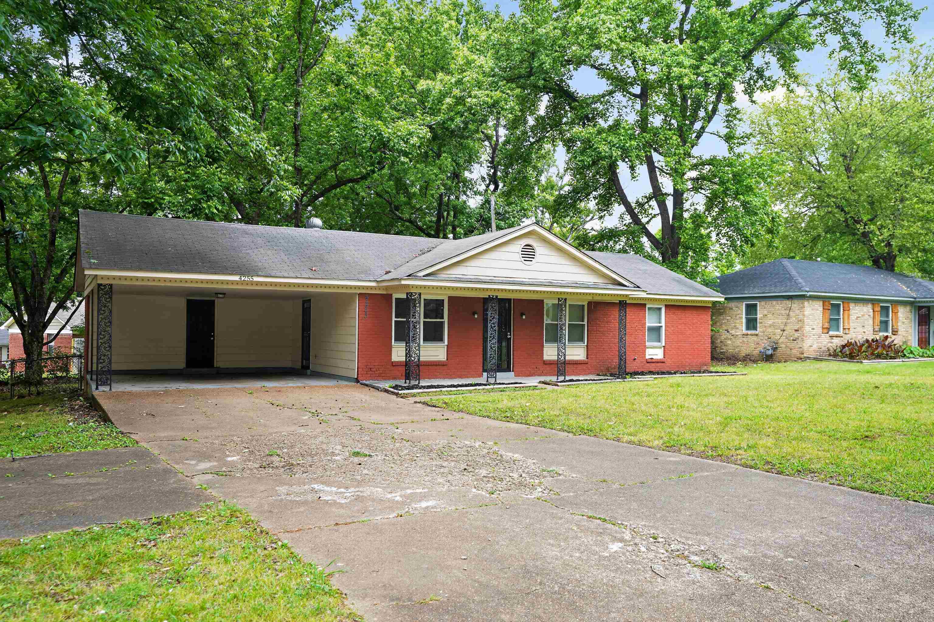 4255 Emerson Cv Property Photo 8