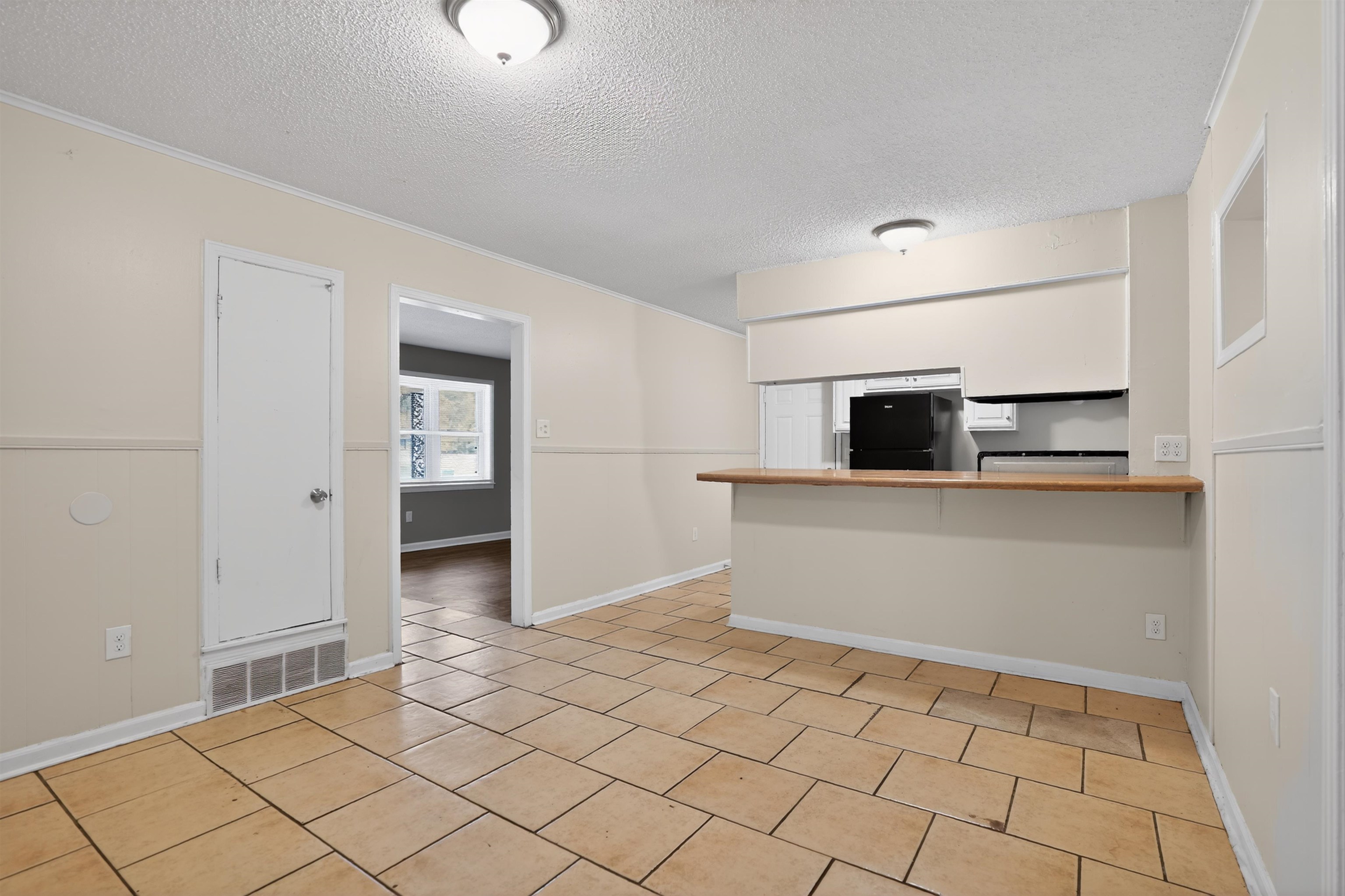 4255 Emerson Cv Property Photo 24