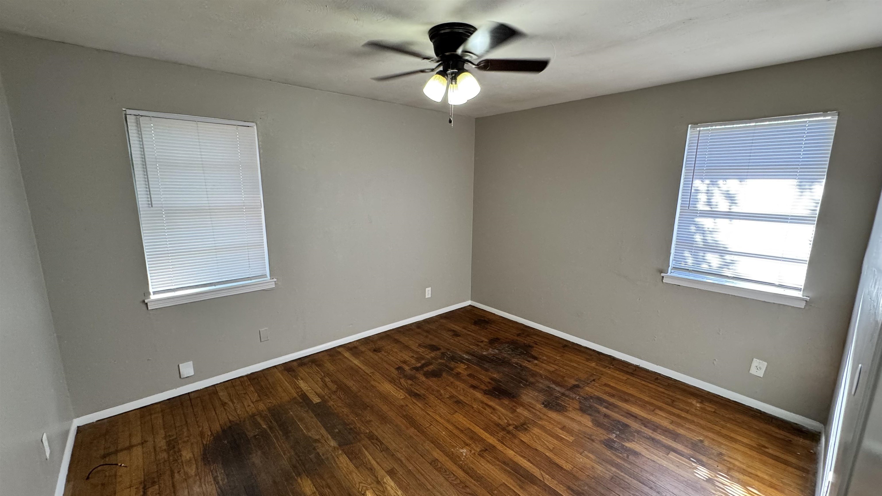 3056 Arrendale St Property Photo 4