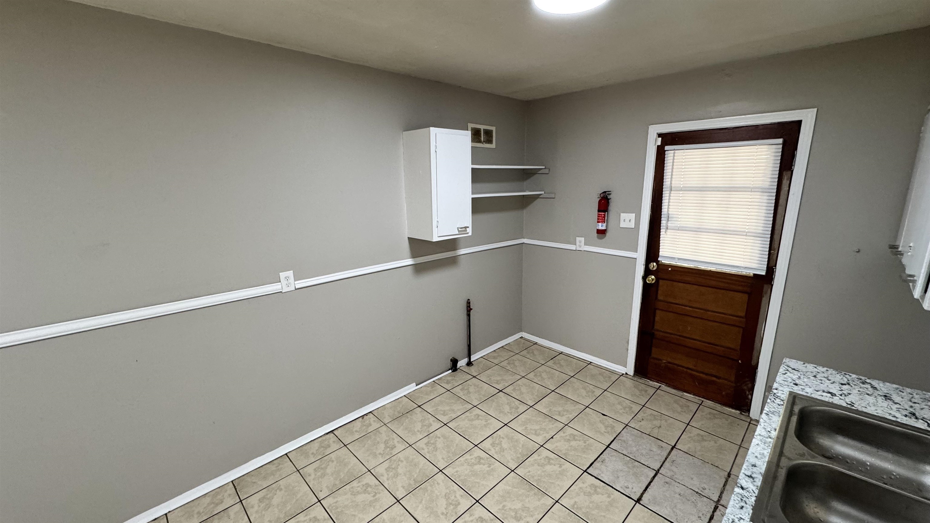 3056 Arrendale St Property Photo 5