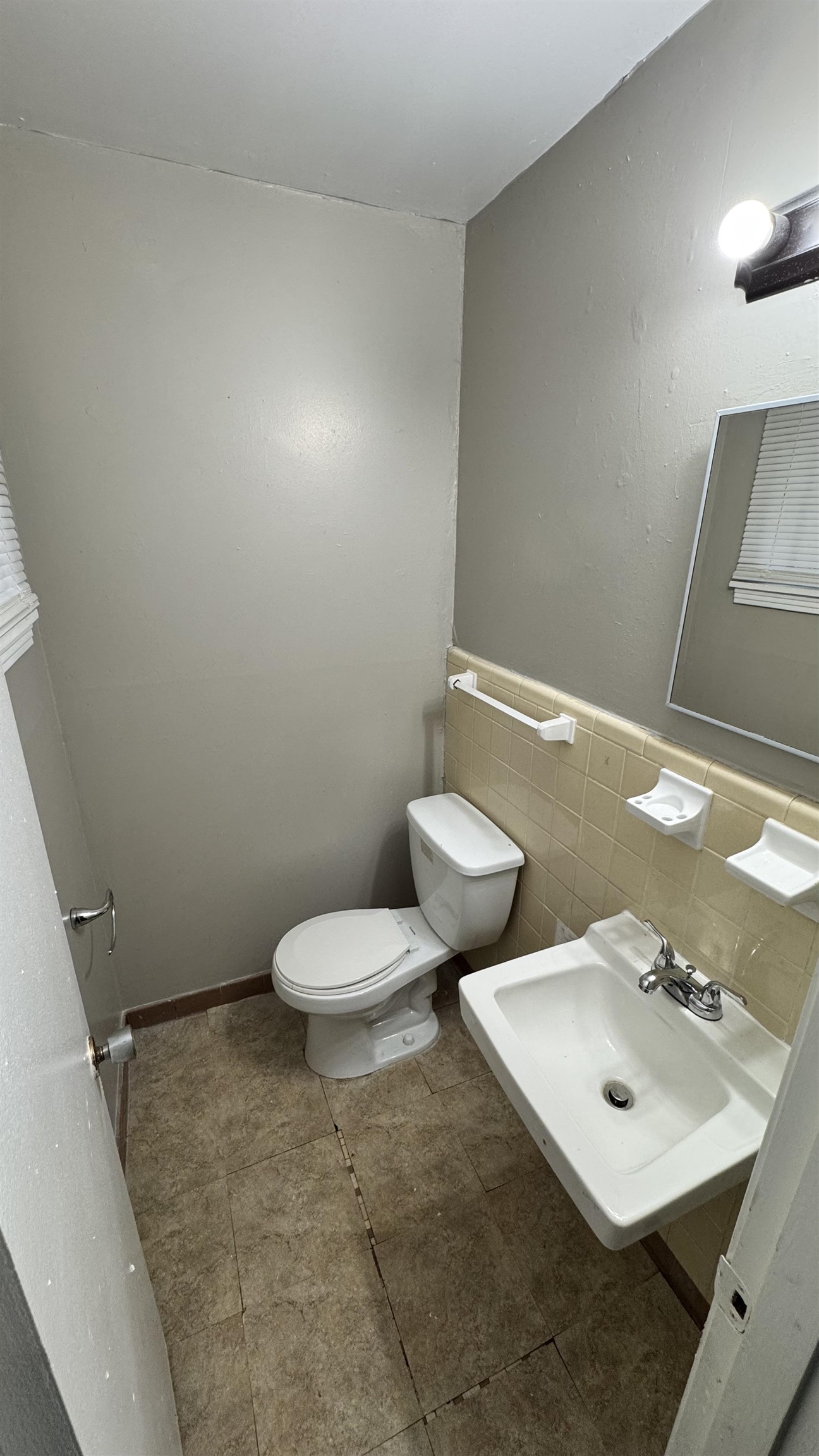 4748 Scottsdale Ave Property Photo 12