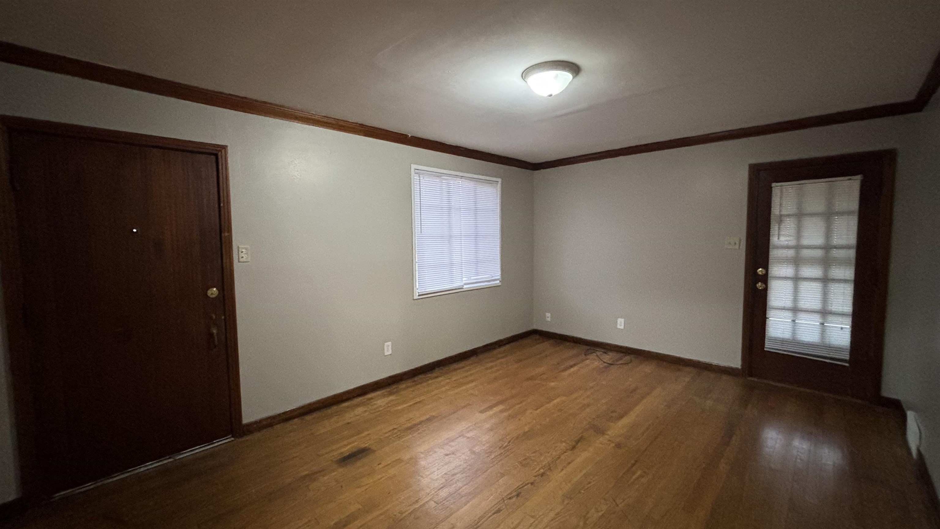 4243 Vann Ave Property Photo 2