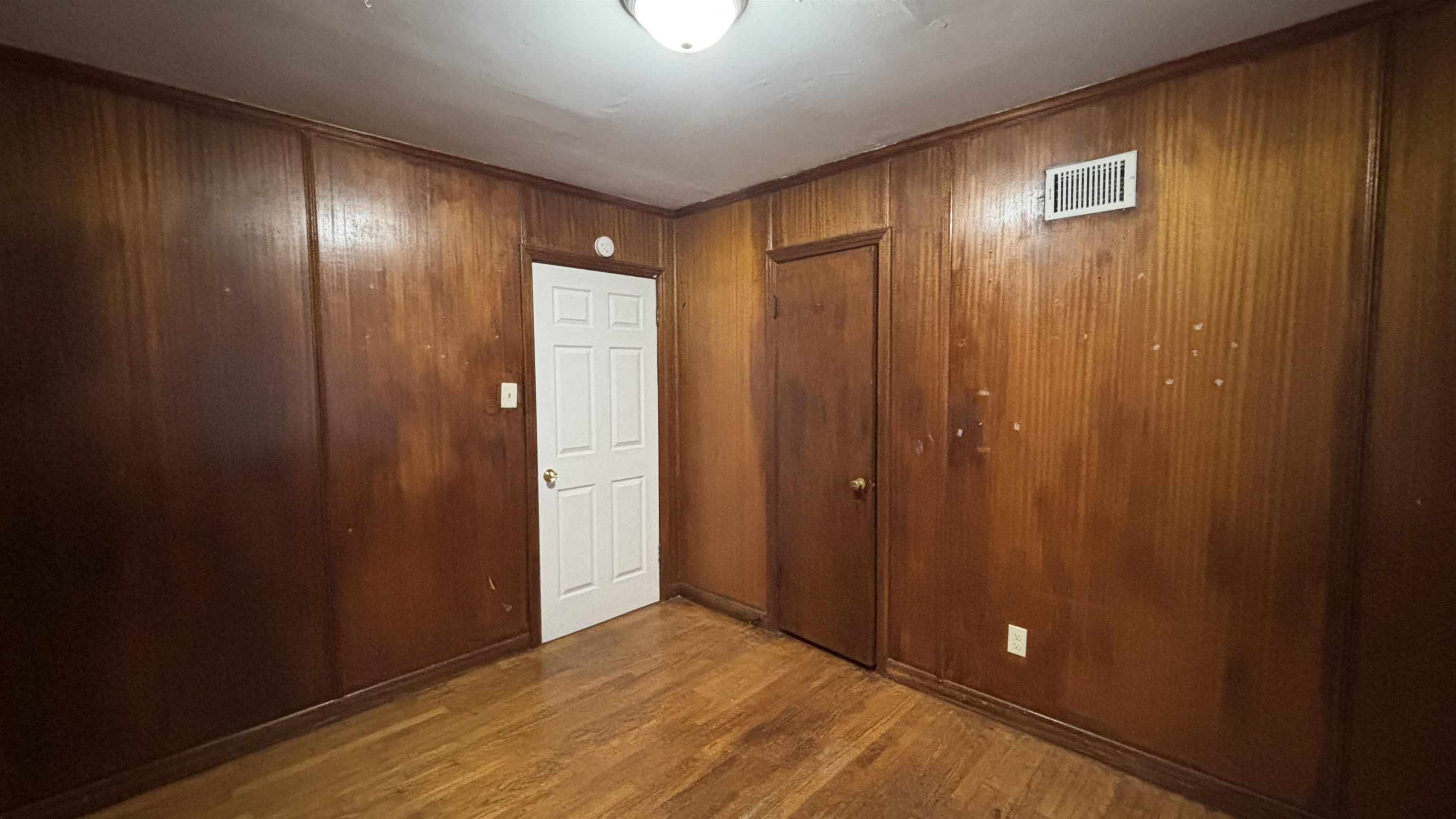 4243 Vann Ave Property Photo 14