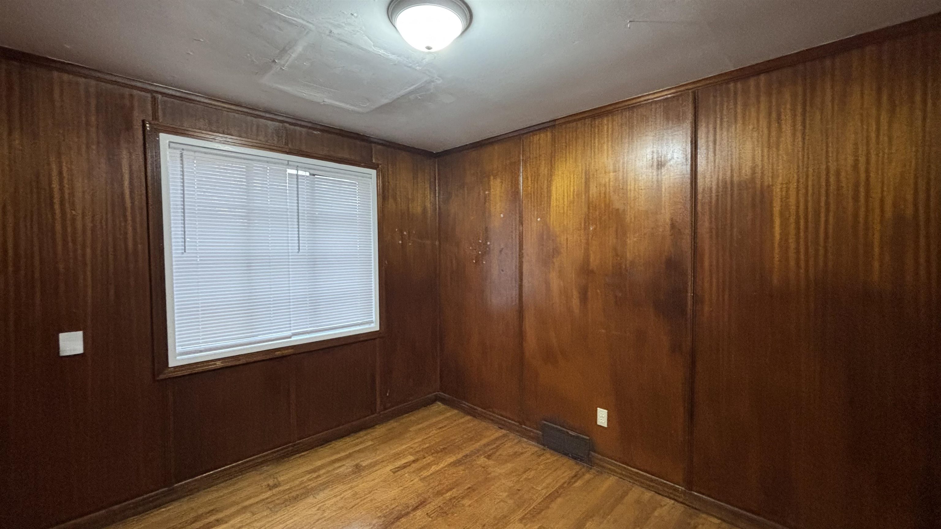 4243 Vann Ave Property Photo 15