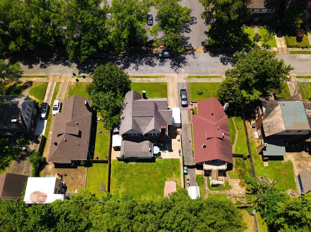 218 Crestmere Pl Property Photo 4