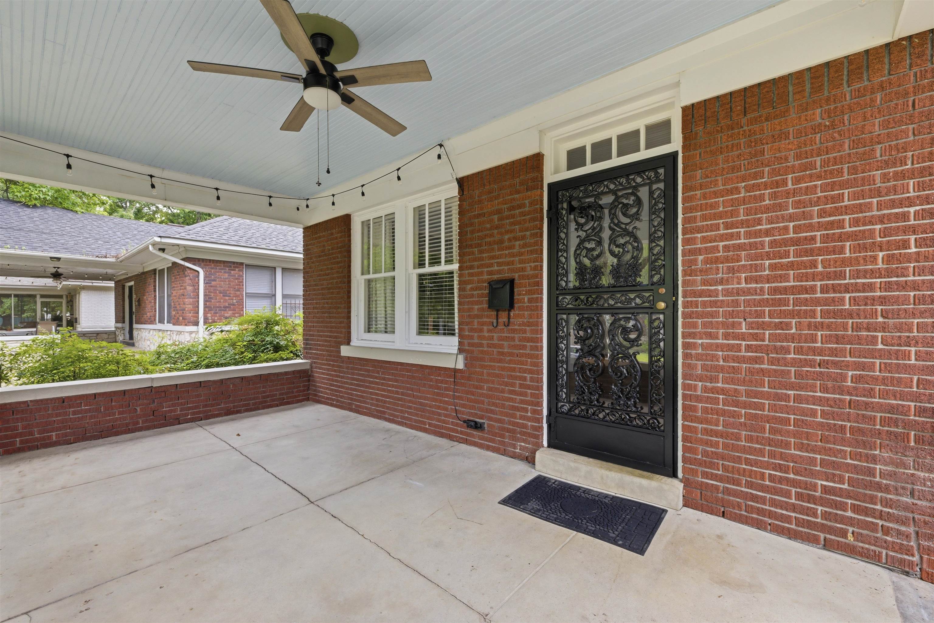 704 N Idlewild St N Property Photo 21
