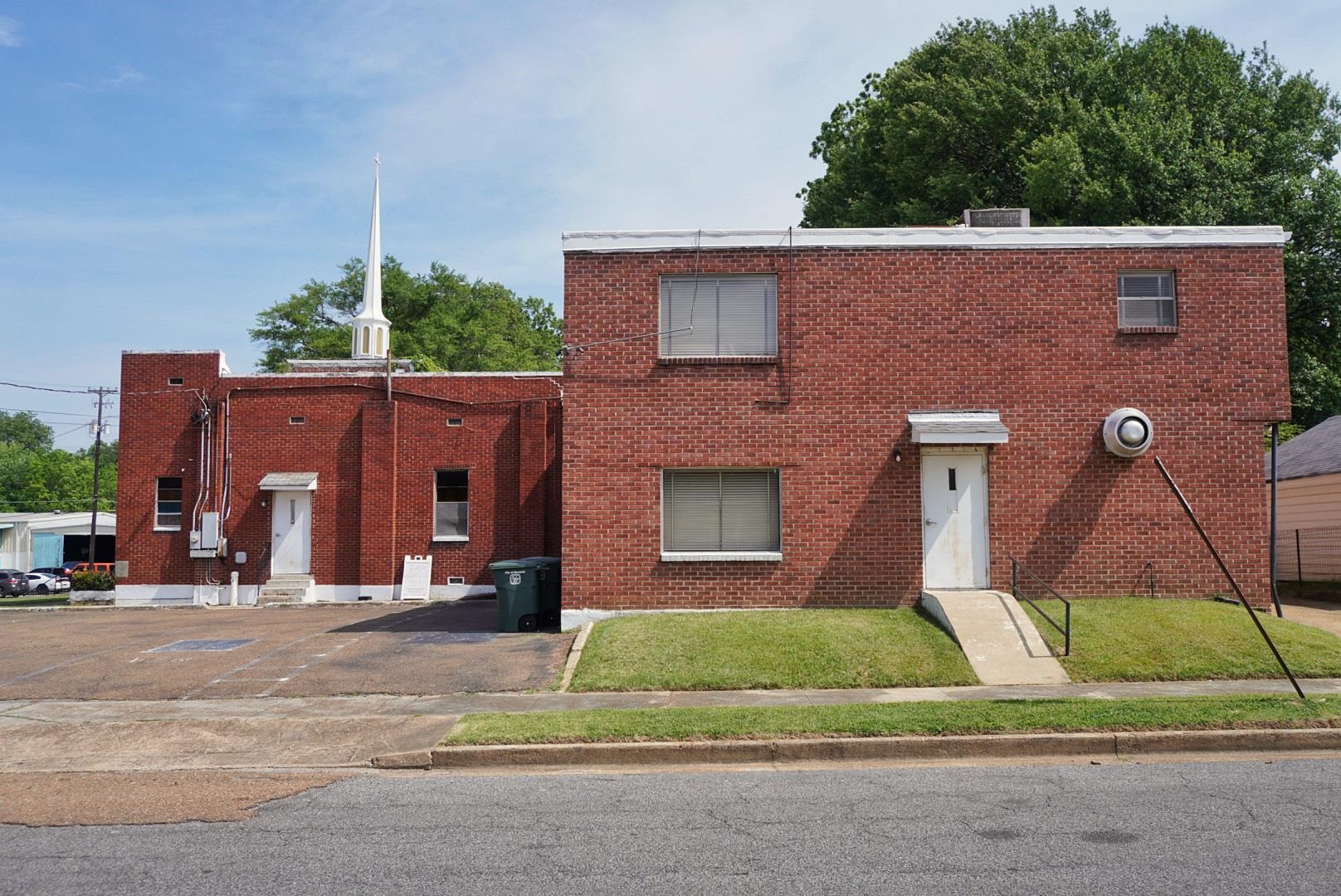 1540 Castalia St Property Photo 4