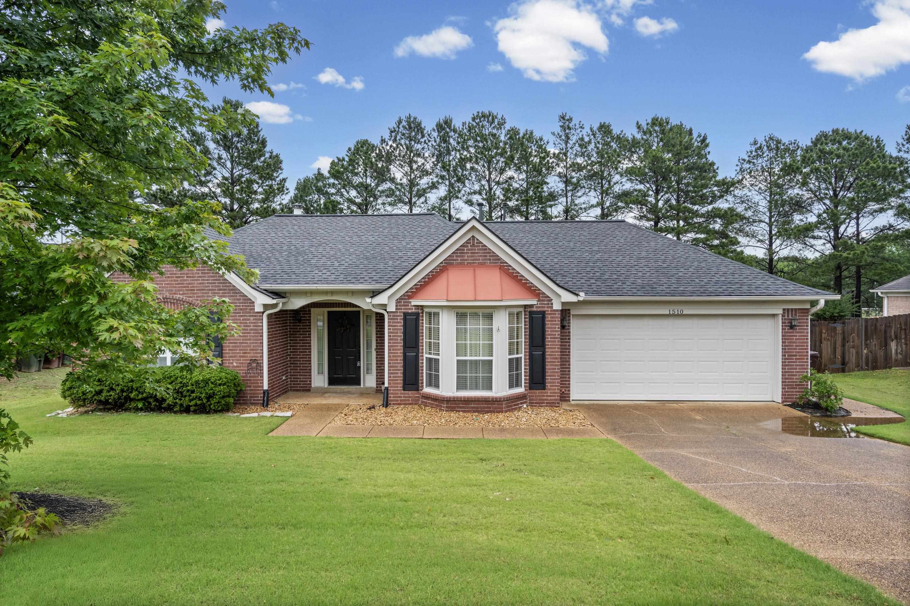 1510 Wolf Ridge Dr Property Photo 1