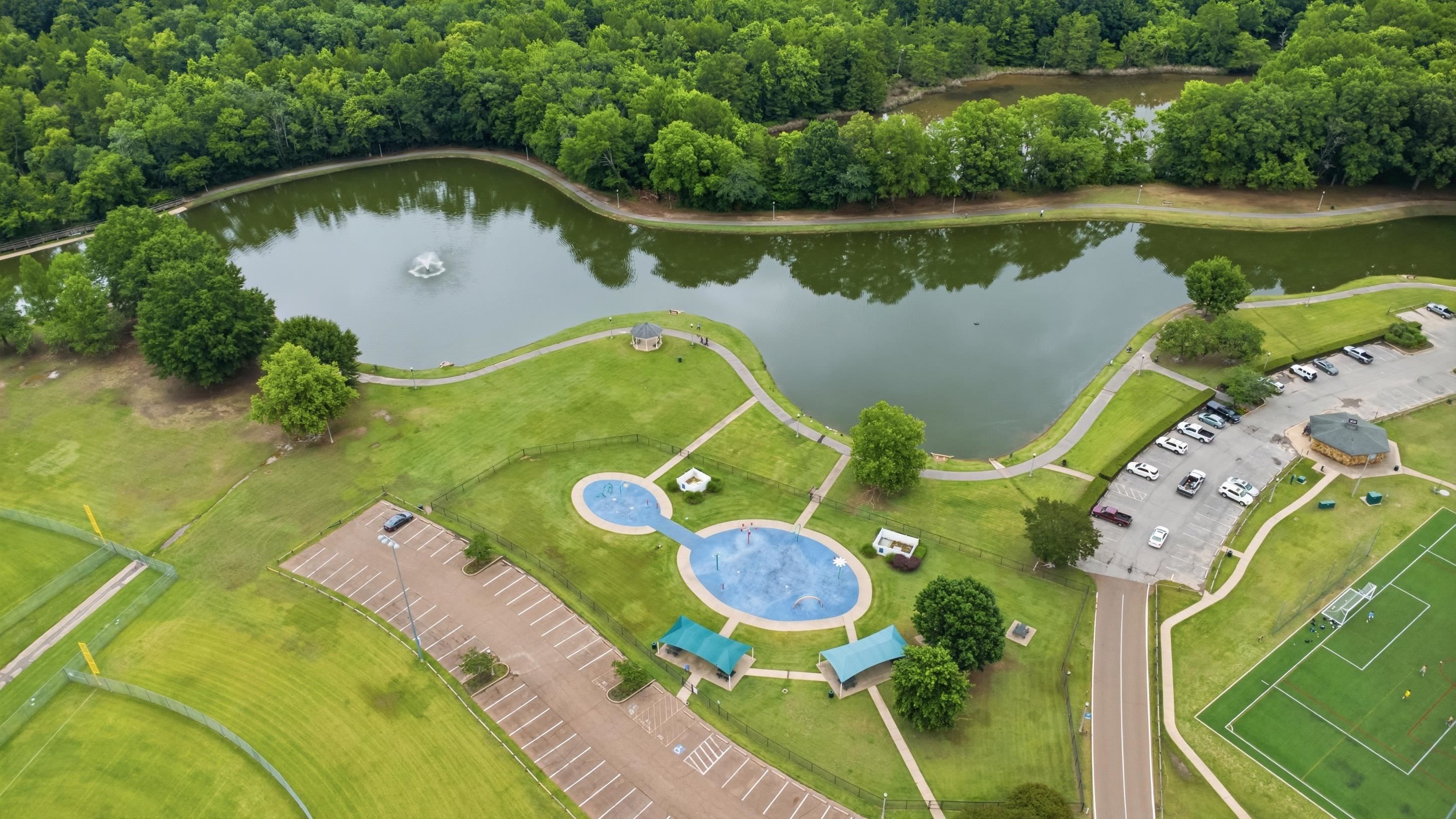 1510 Wolf Ridge Dr Property Photo 35