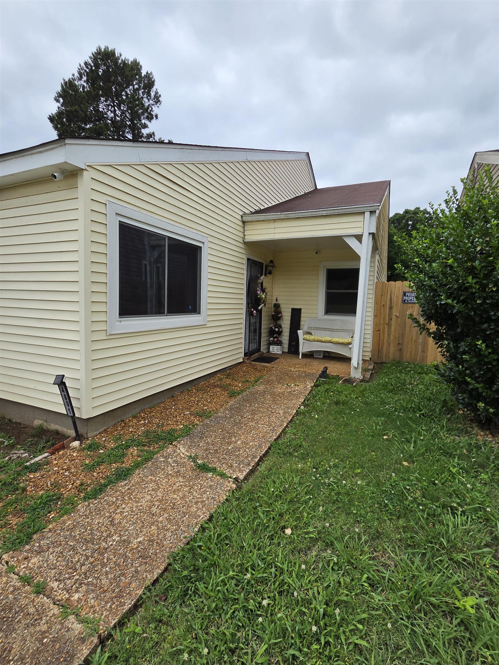 4801 Northfield Dr Property Photo 1