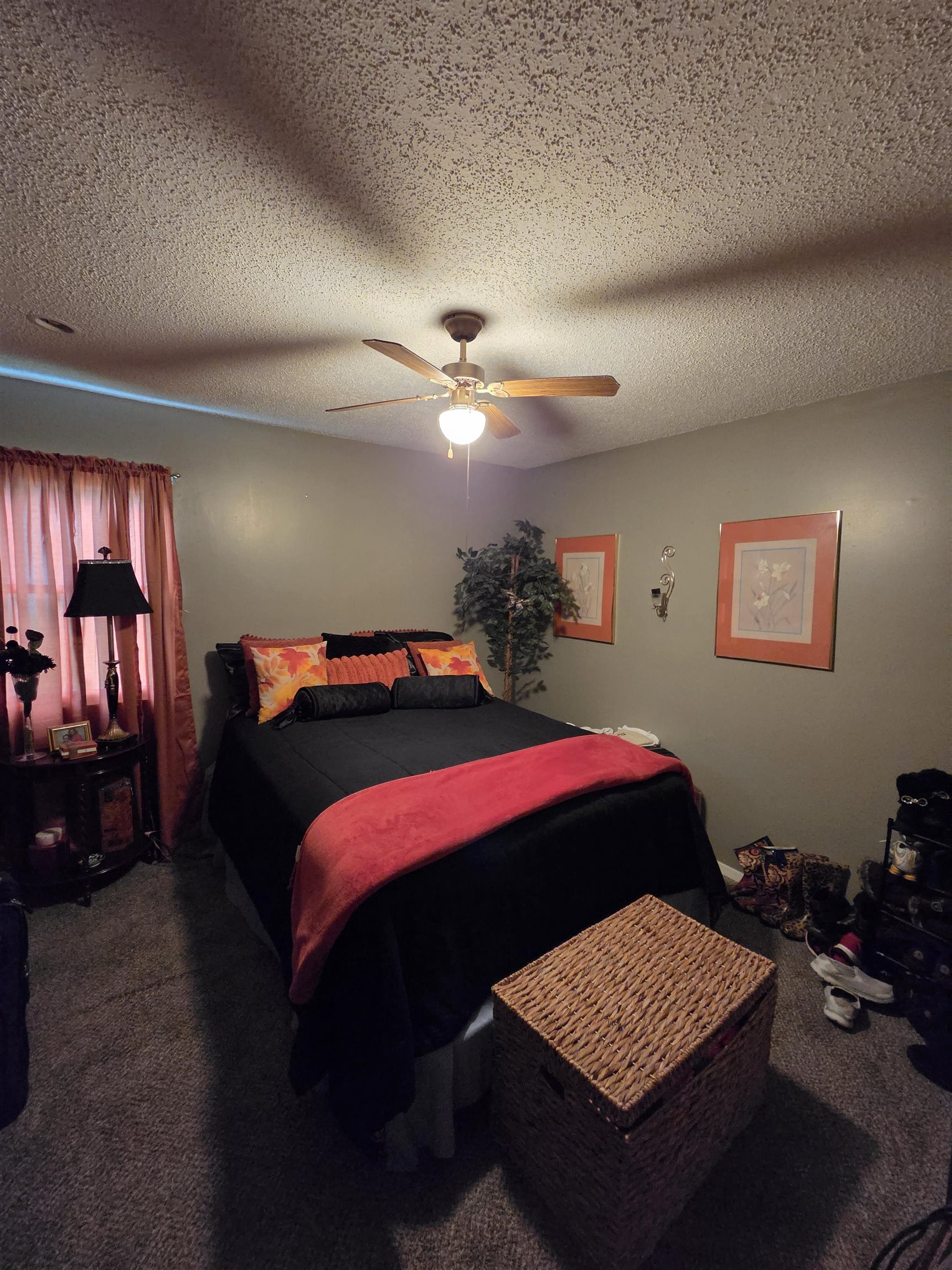 4801 Northfield Dr Property Photo 6