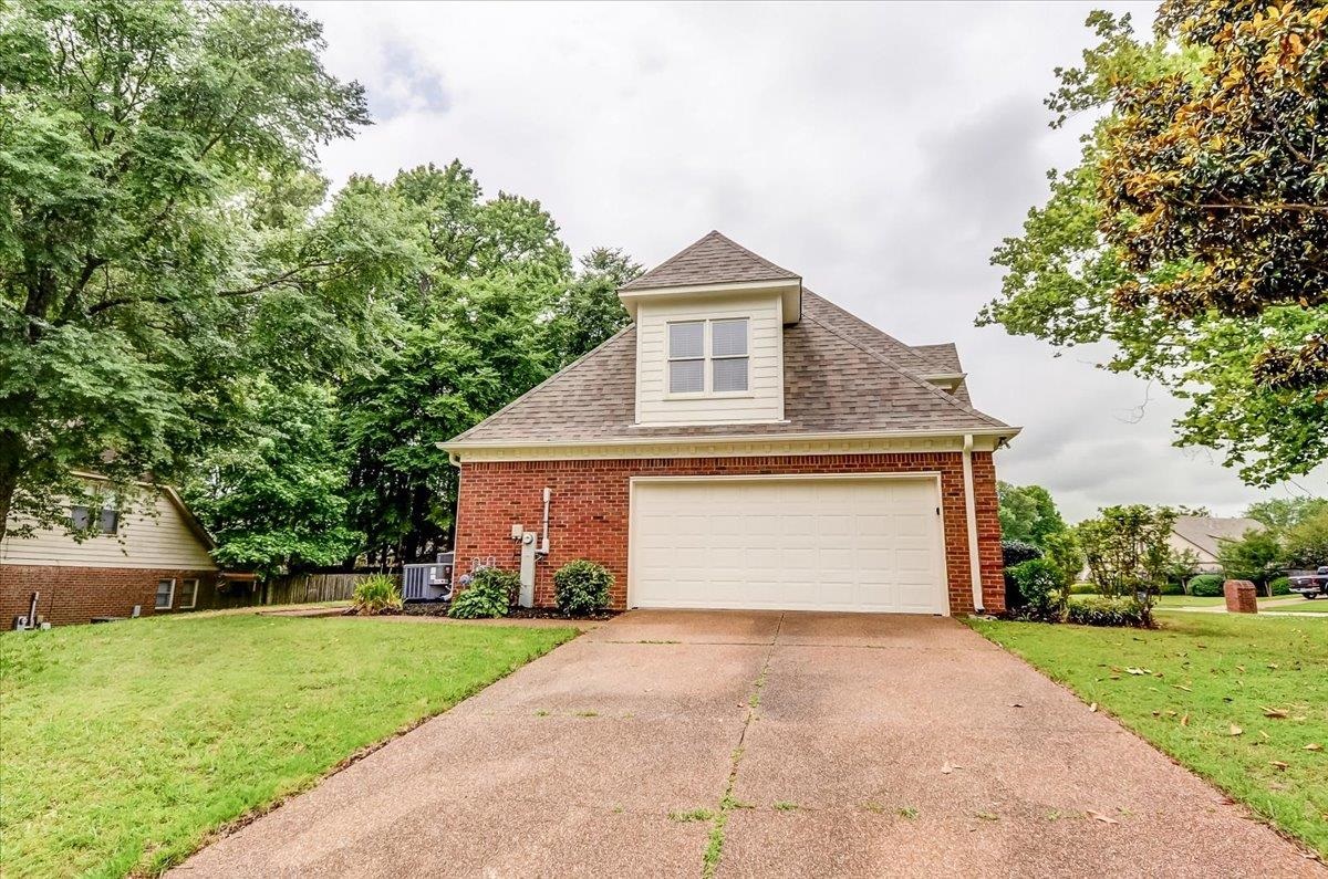8855 Bridlewood Ln Property Photo 34