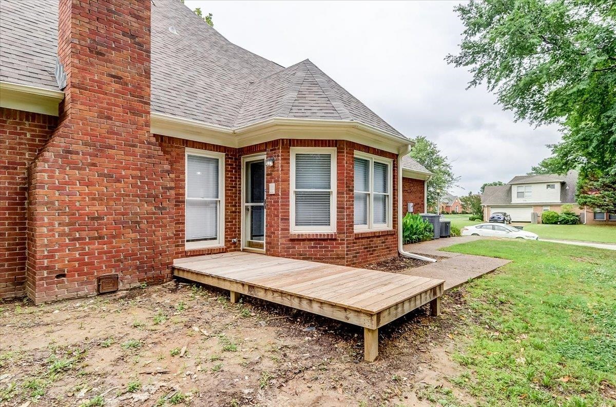 8855 Bridlewood Ln Property Photo 35