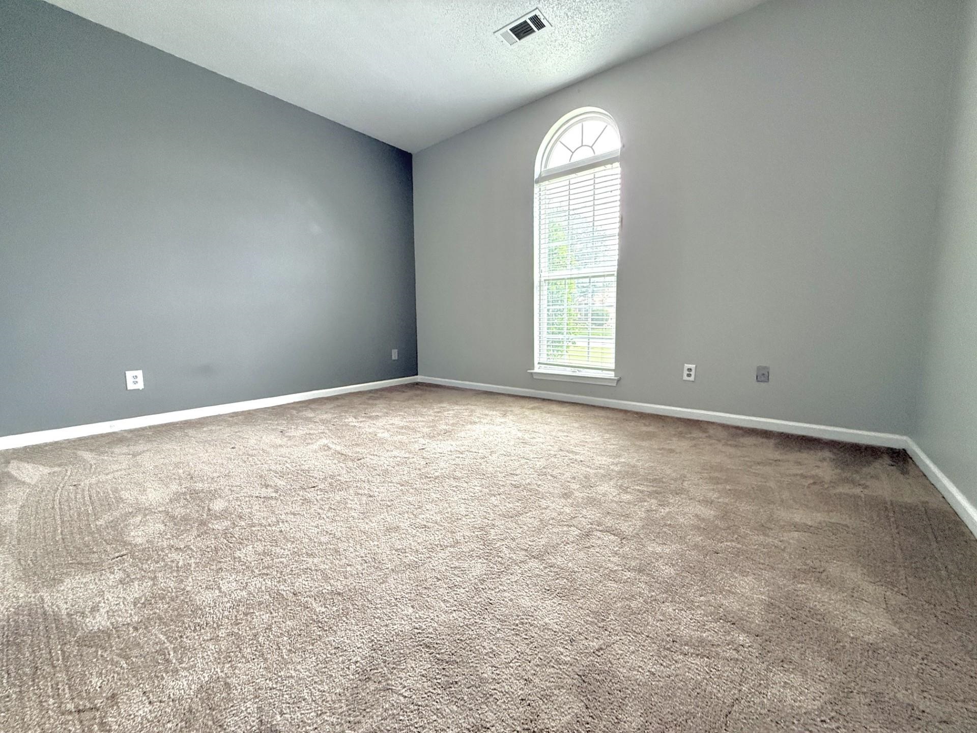 370 Lida Ln Property Photo 12