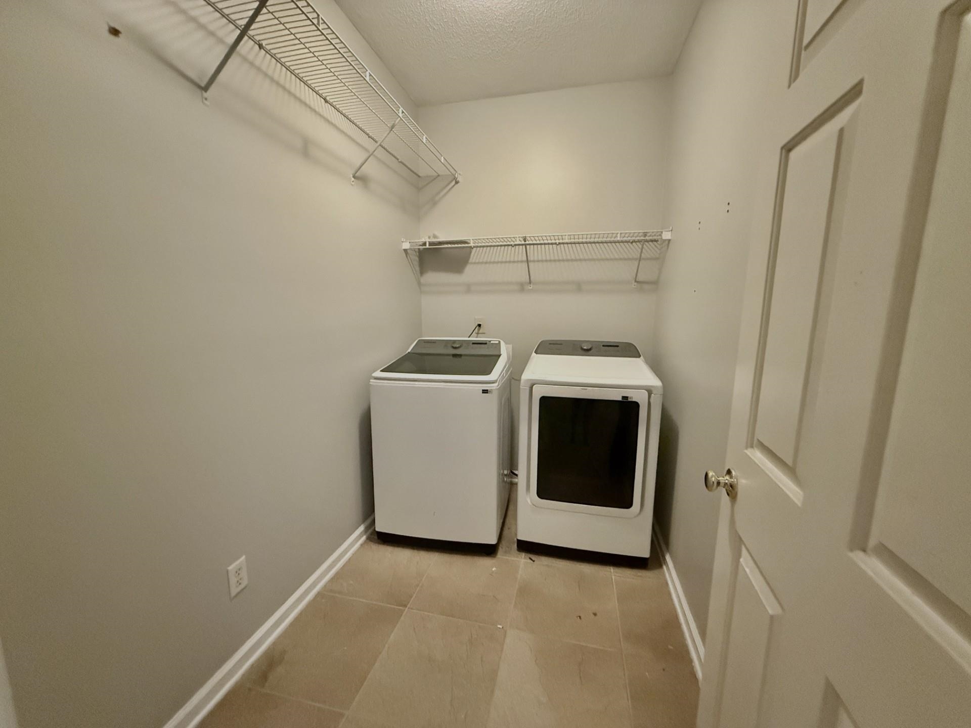 370 Lida Ln Property Photo 13