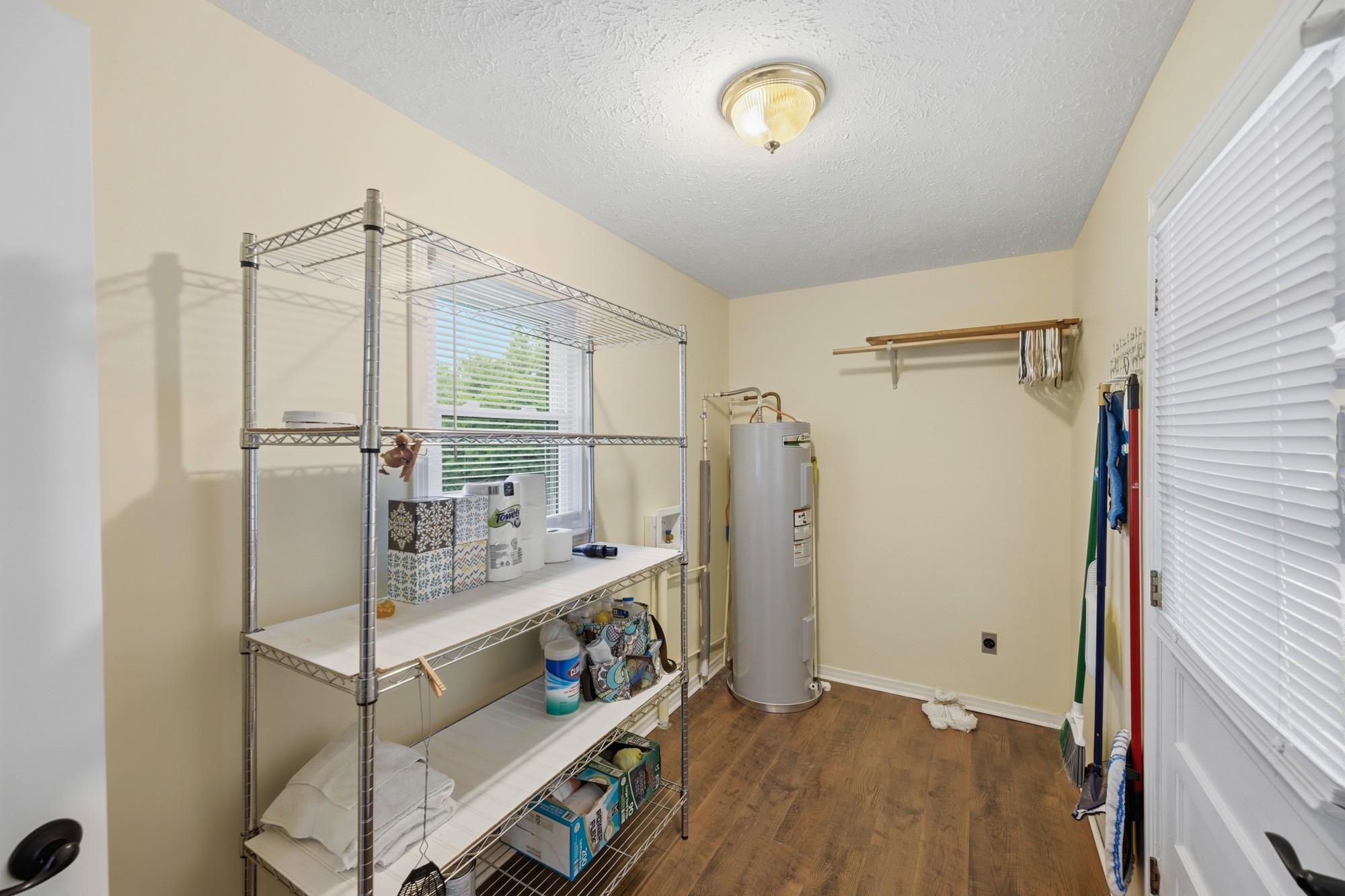 944 Brooksie Thompson Rd Property Photo 16