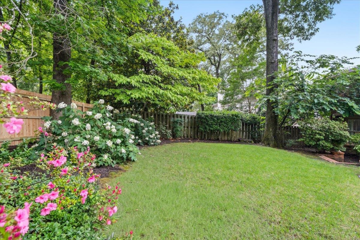 6353 Old Orchard Cv Property Photo 11