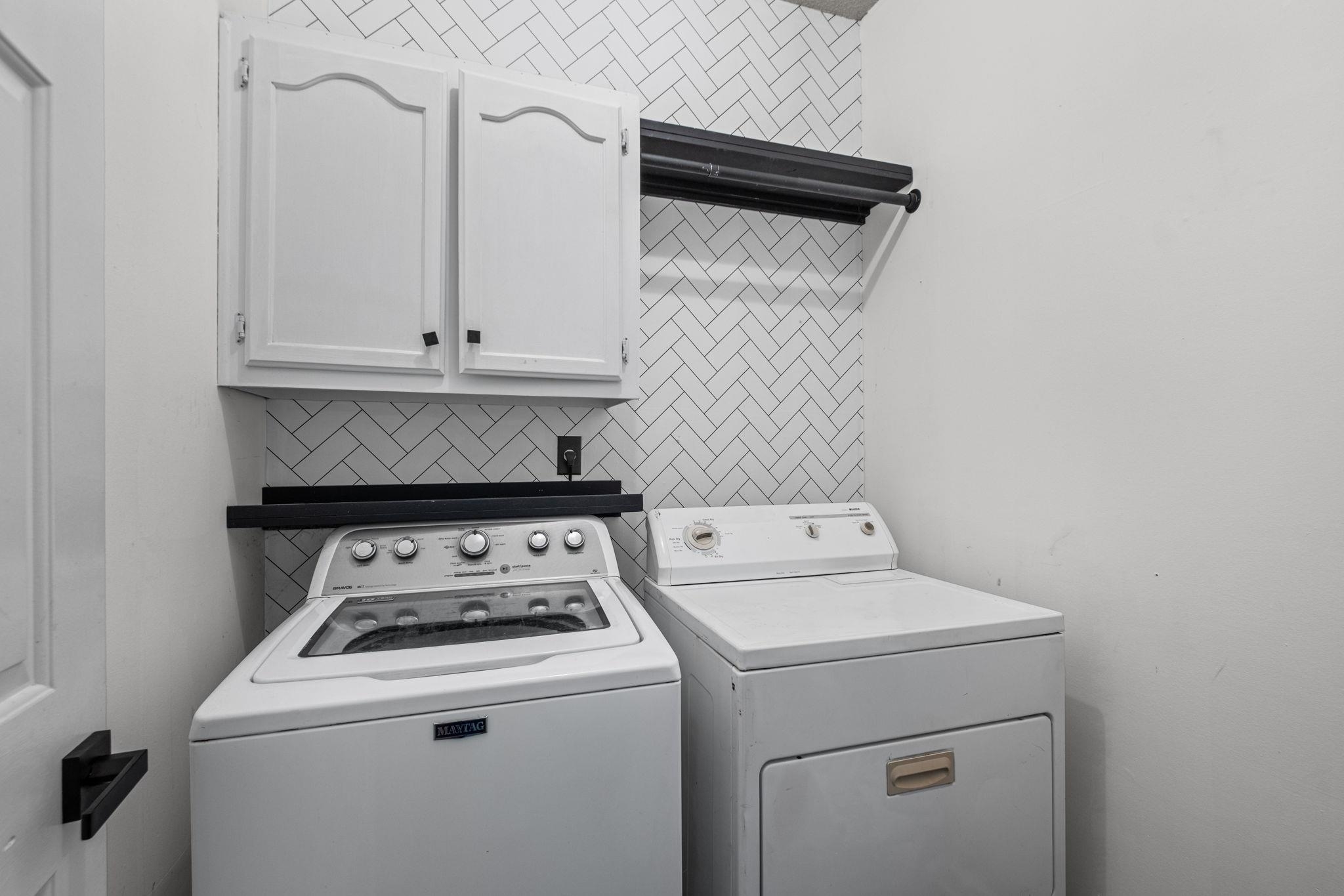 8417 W Askersund Cv Property Photo 10