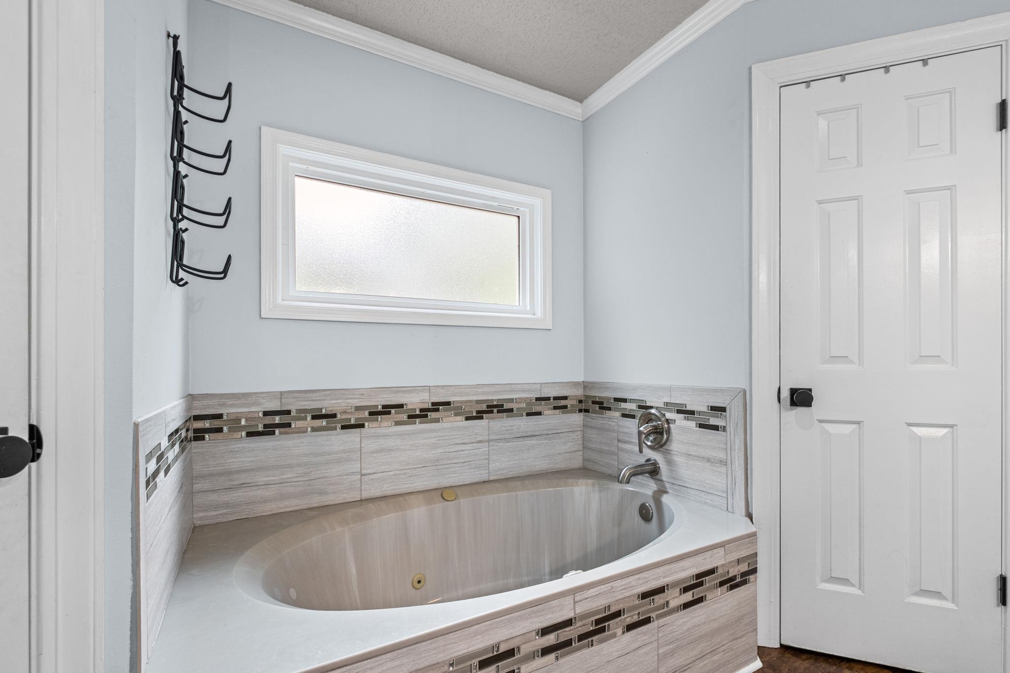 8417 W Askersund Cv Property Photo 15