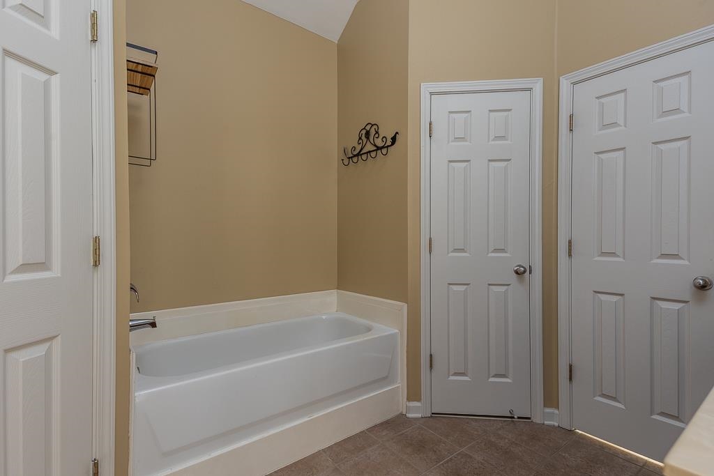1271 Isle Bay Dr Property Photo 21