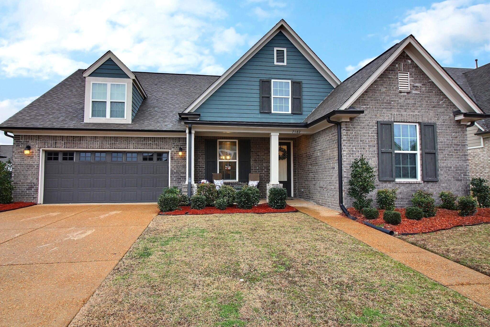 7182 Archer Ln Property Photo 4