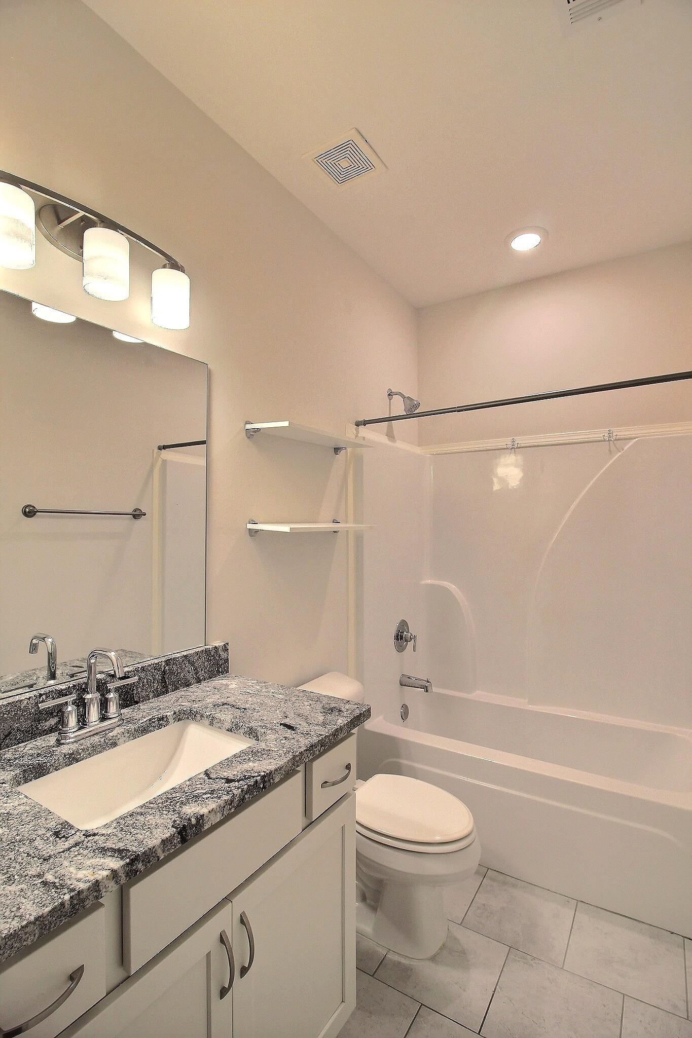 7182 Archer Ln Property Photo 14