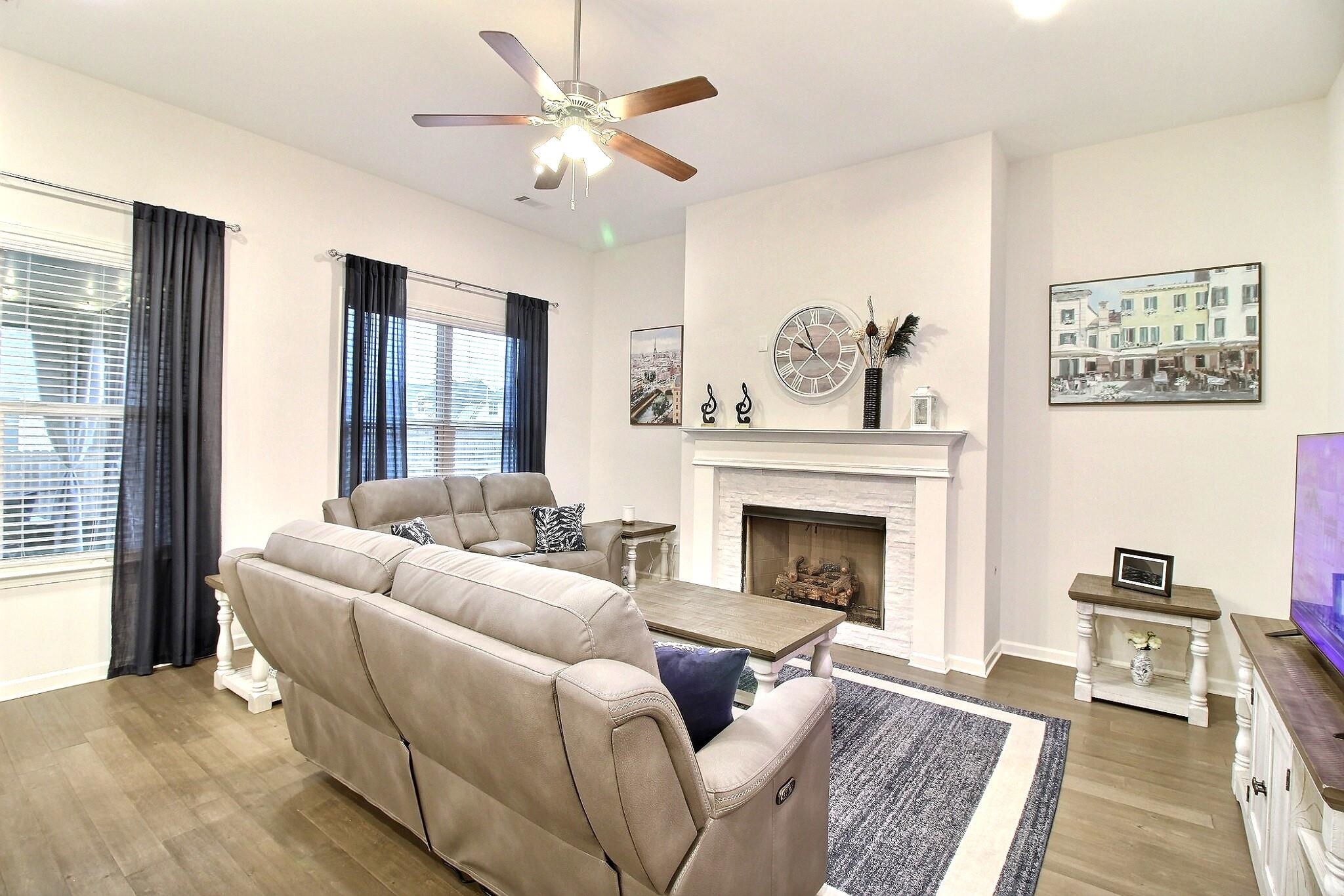 7182 Archer Ln Property Photo 17