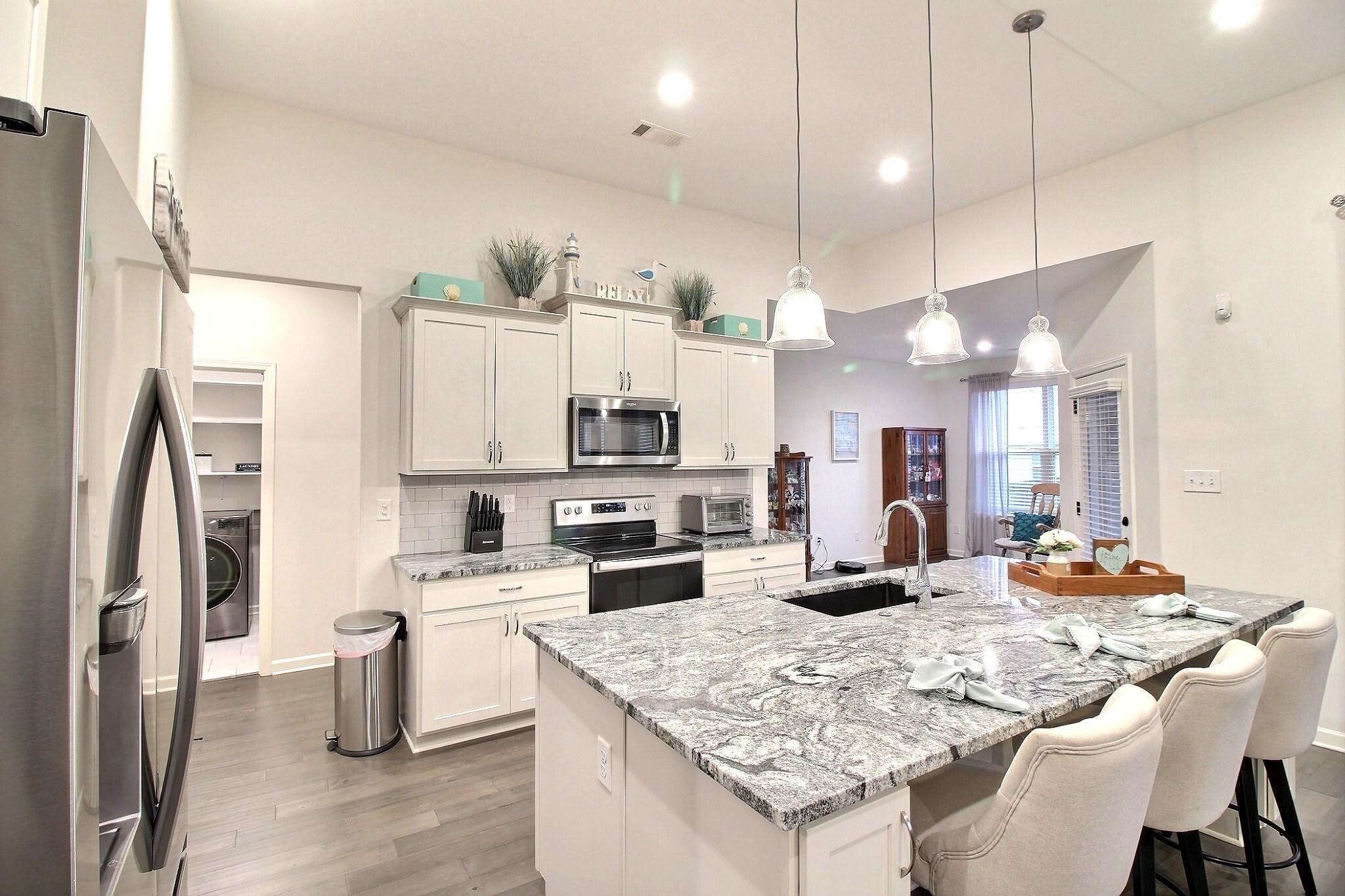 7182 Archer Ln Property Photo 22