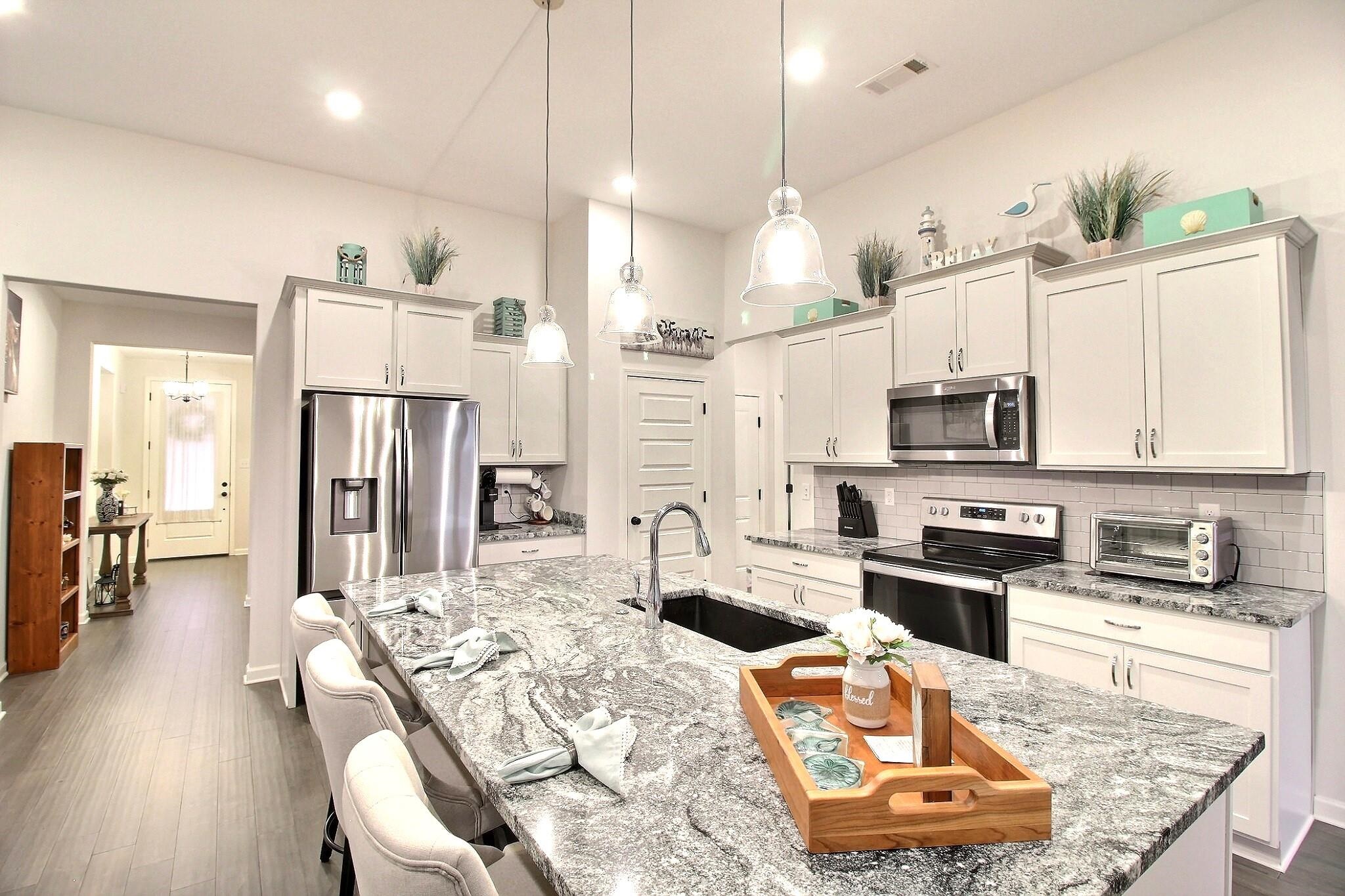 7182 Archer Ln Property Photo 24