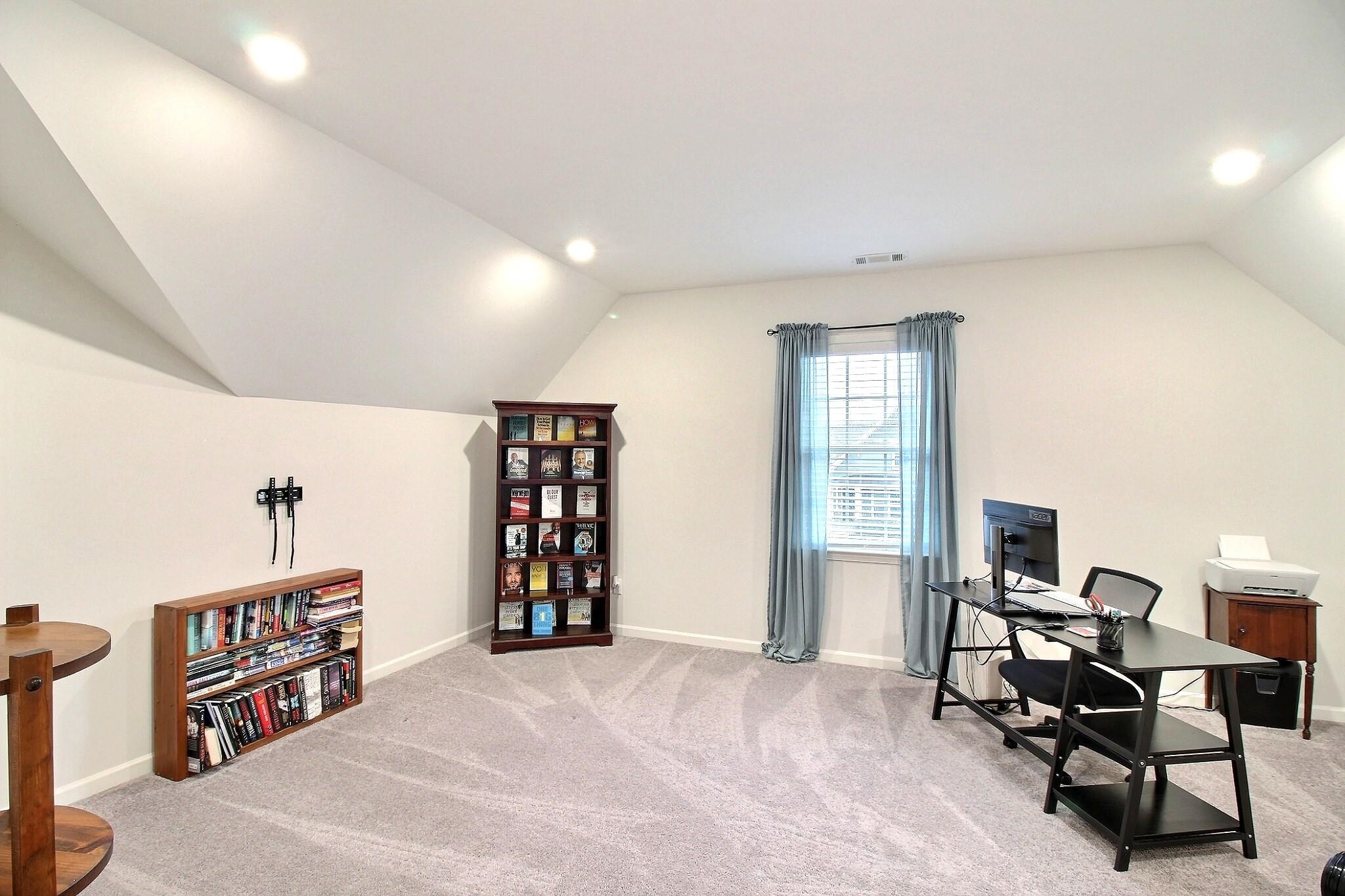 7182 Archer Ln Property Photo 37
