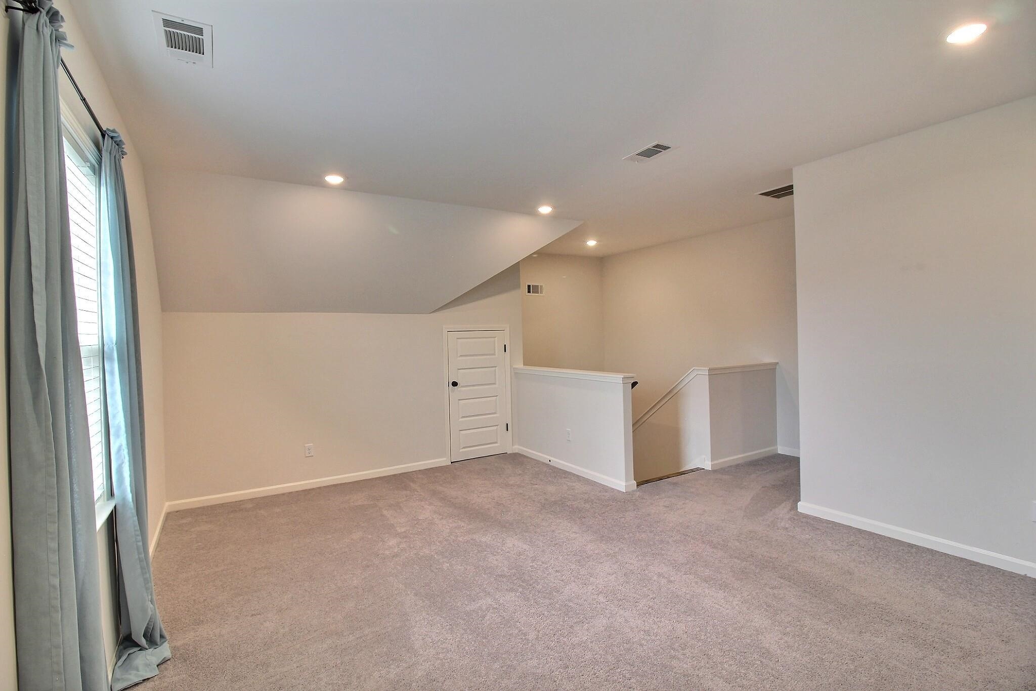 7182 Archer Ln Property Photo 38