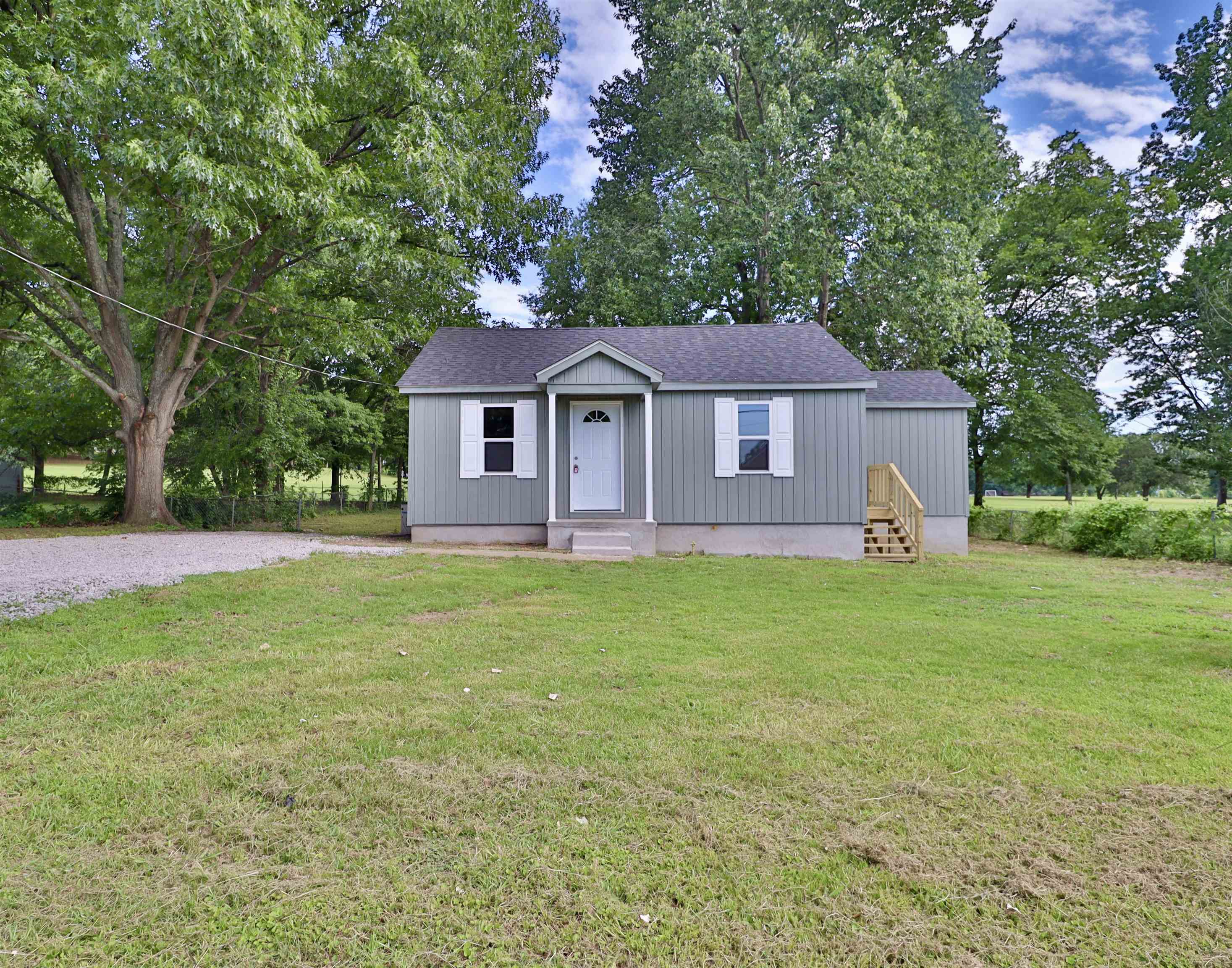224 Kellar Ave Property Photo 1