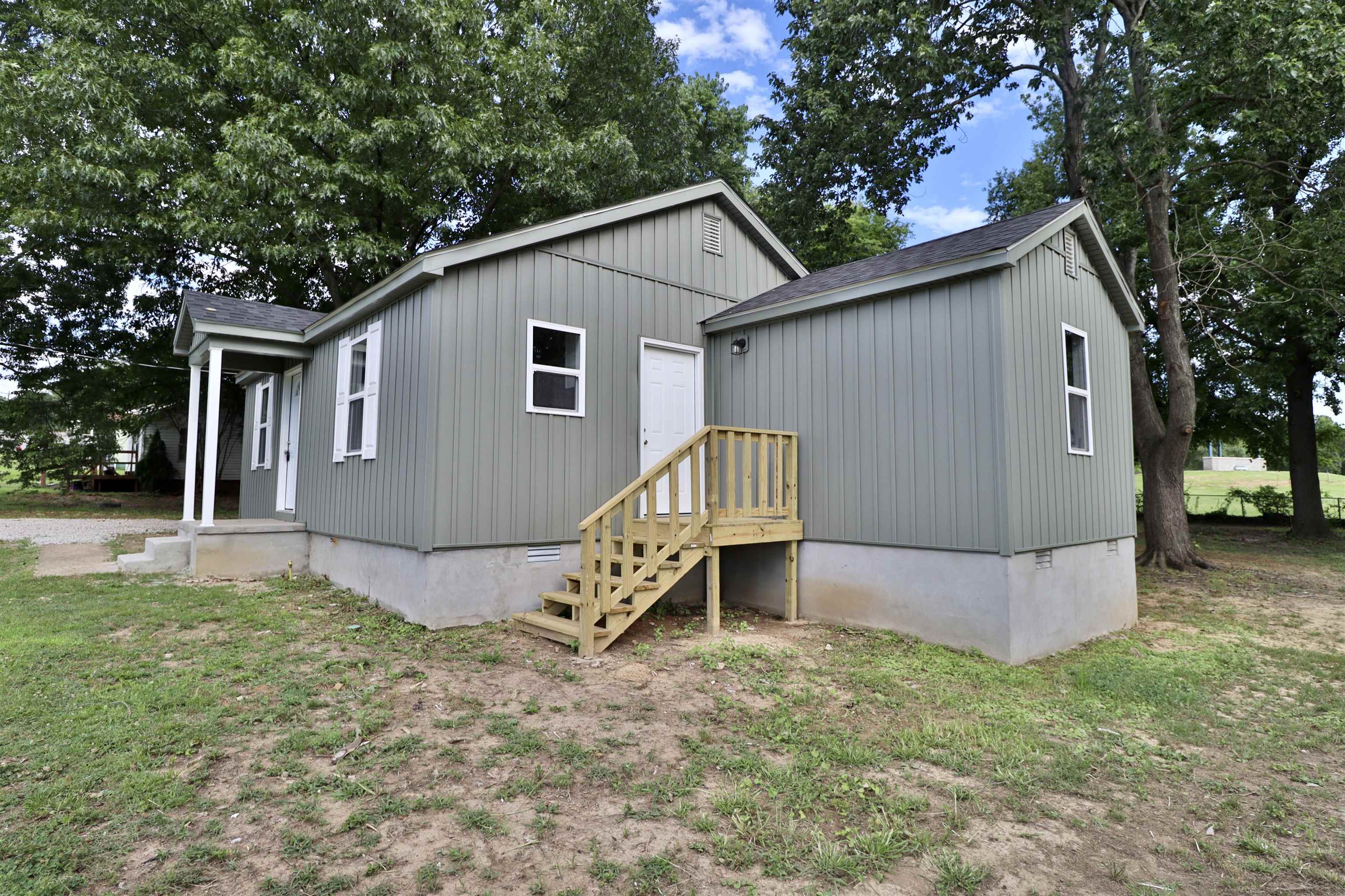 224 Kellar Ave Property Photo 3