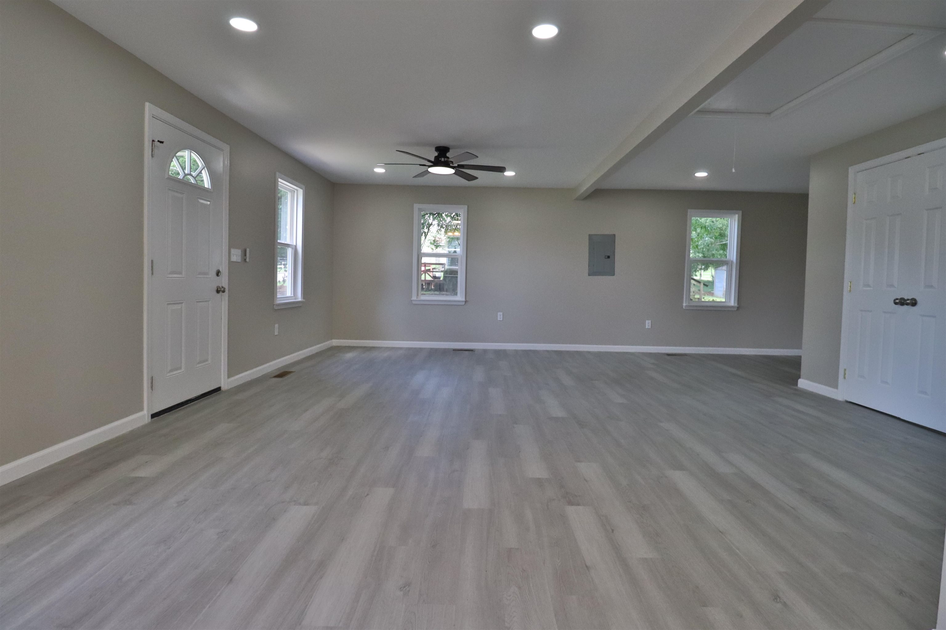 224 Kellar Ave Property Photo 4