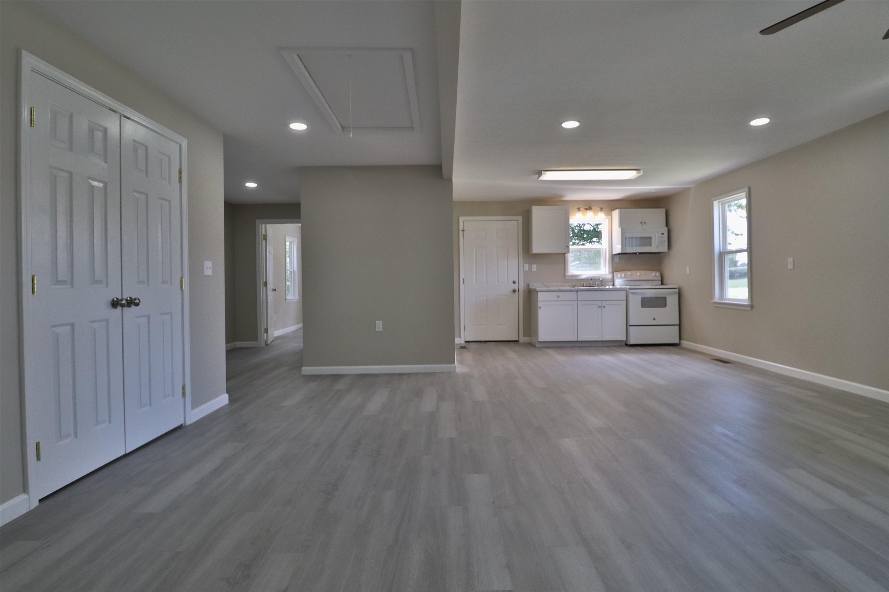 224 Kellar Ave Property Photo 6
