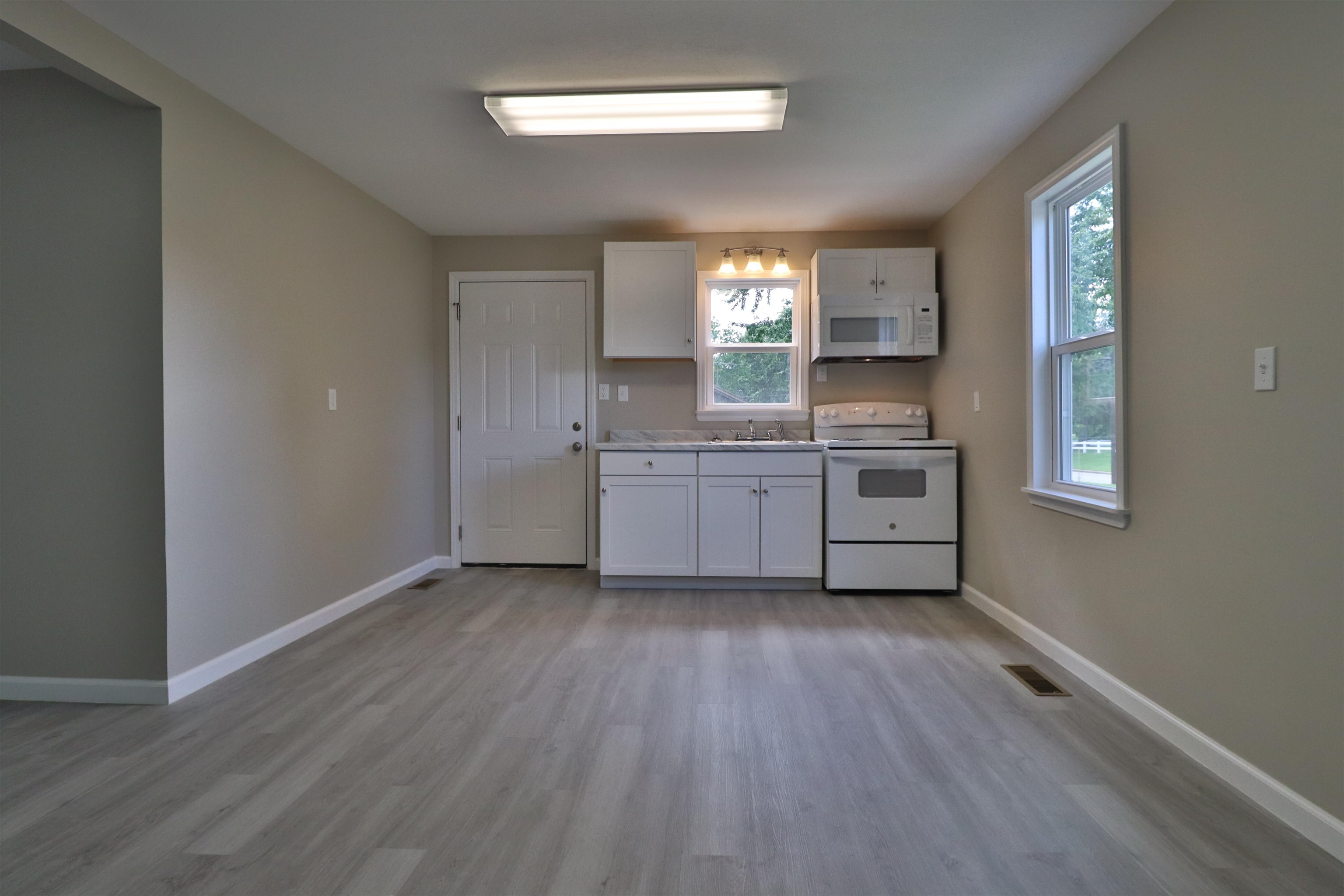 224 Kellar Ave Property Photo 8