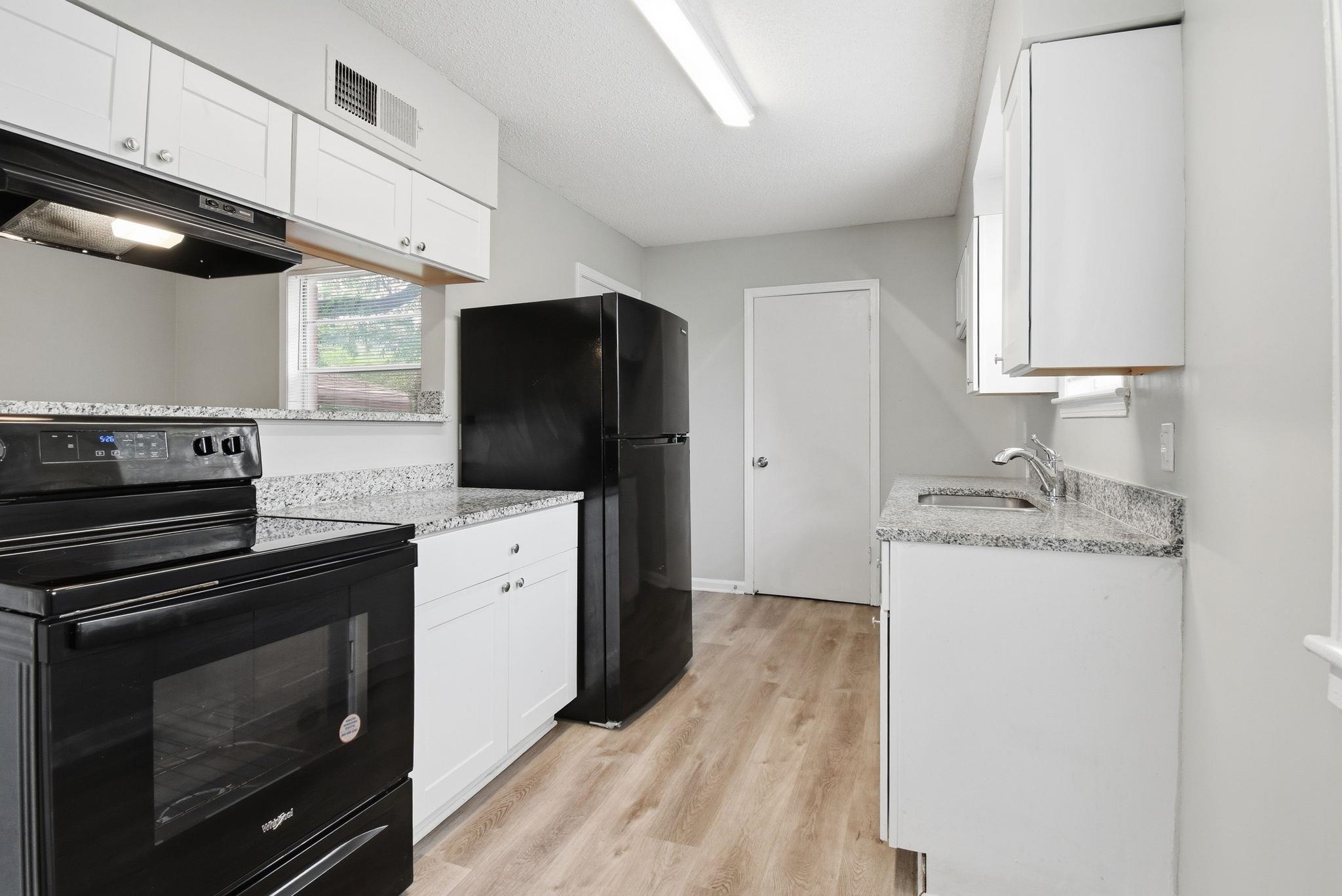 2971 Dearing Rd Property Photo 10