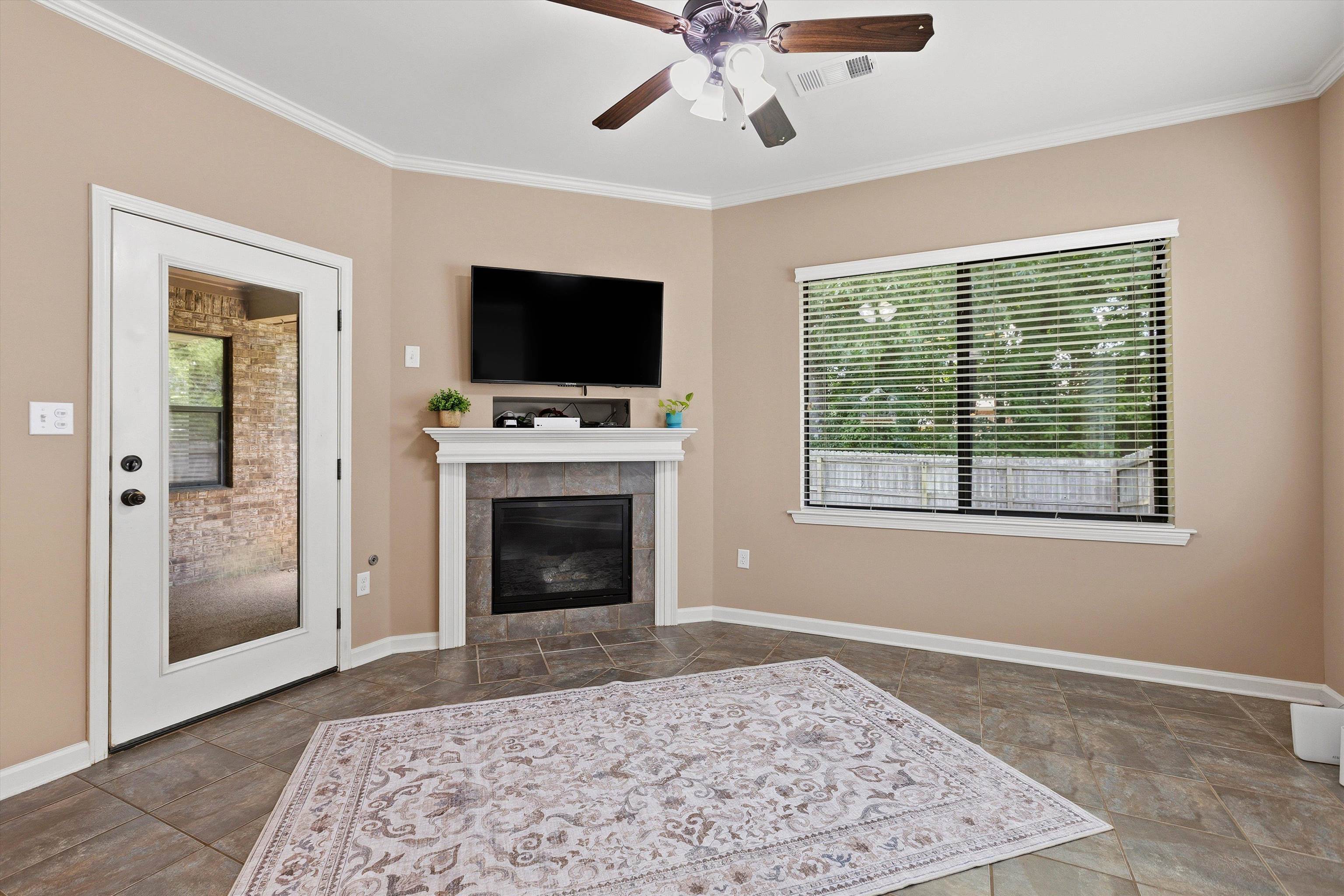6025 Garrett Valley Ln Property Photo 13
